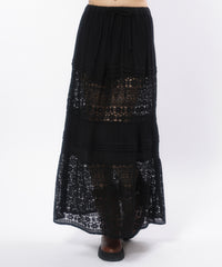 BLK / F