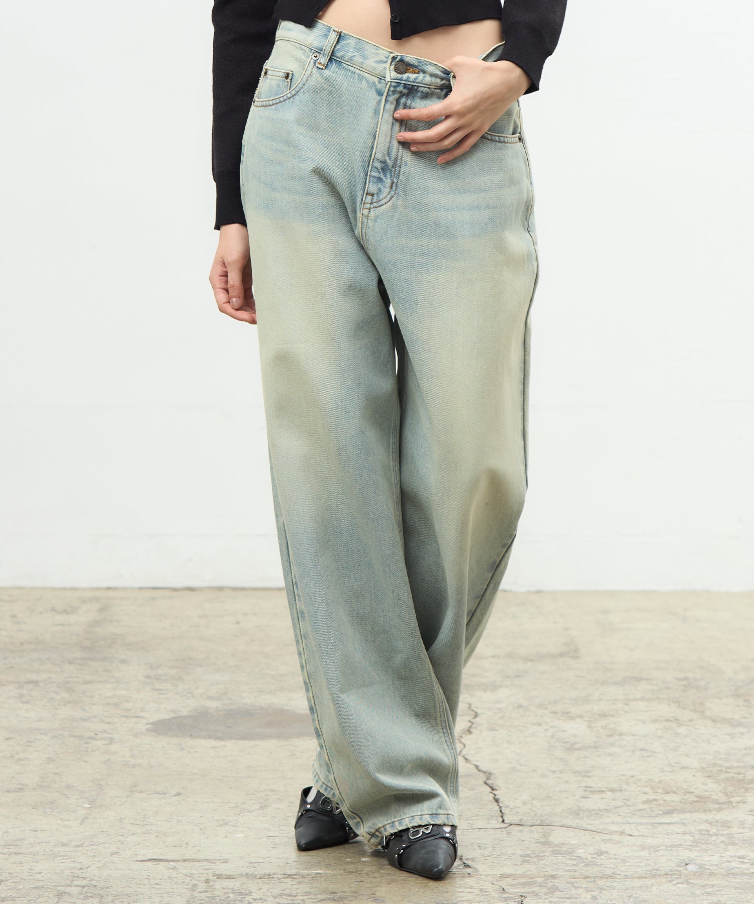 MODEL:170cm/COLOR:LIGHT BLUE/SIZE:26