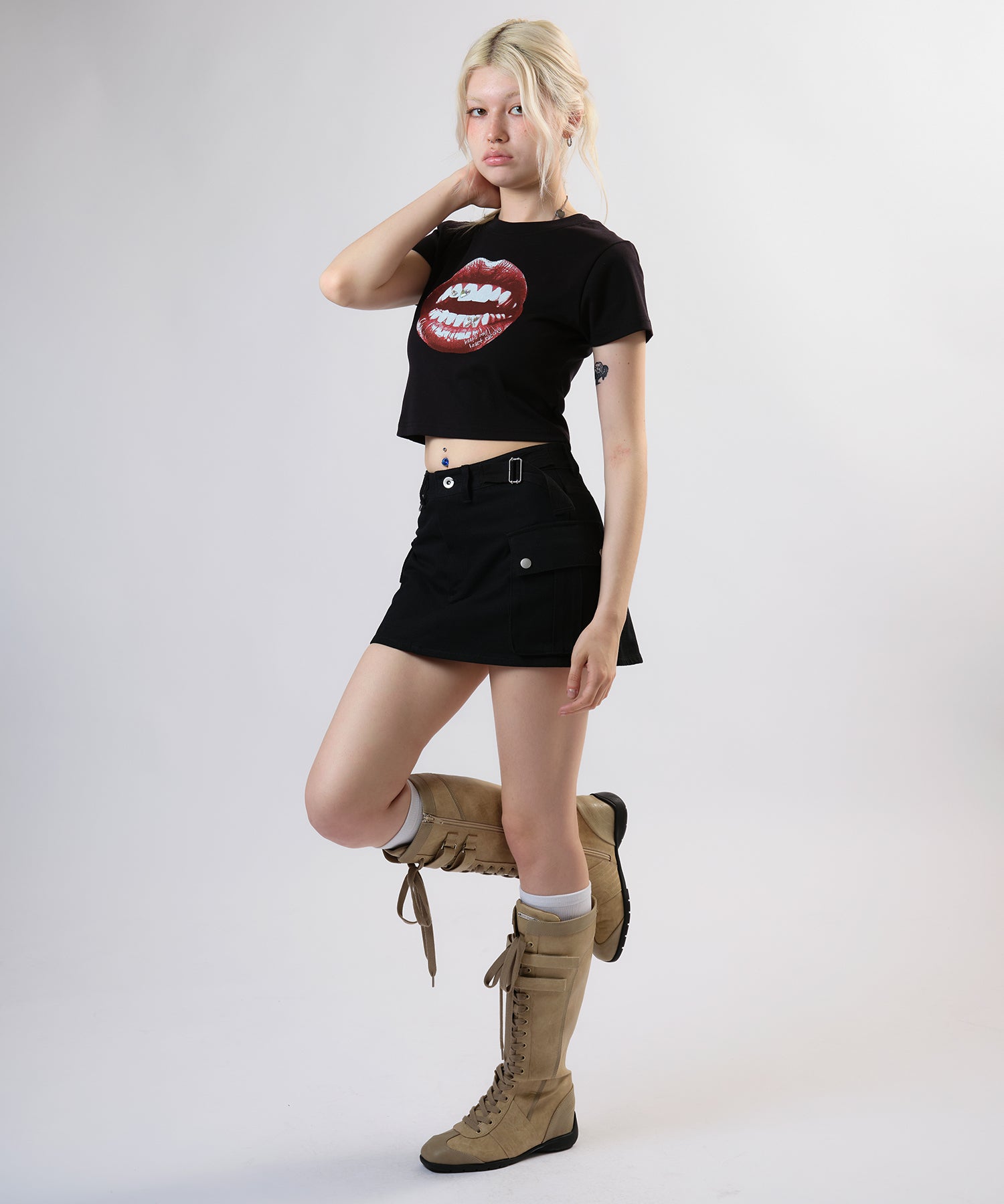 MODEL:170m/COLOR:BLACK/SIZE:F