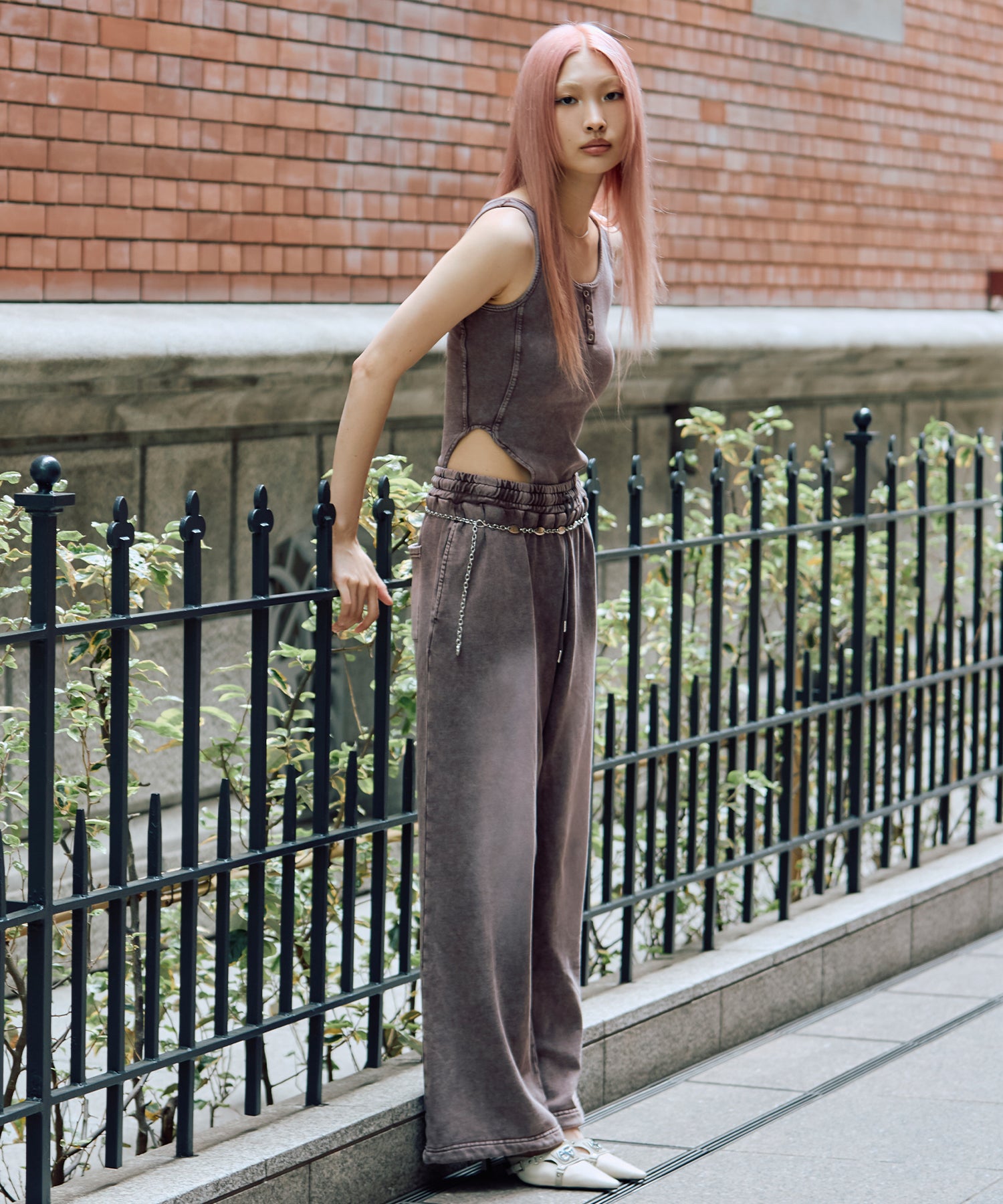 MODEL:175cm/COLOR:BROWN/SIZE:F