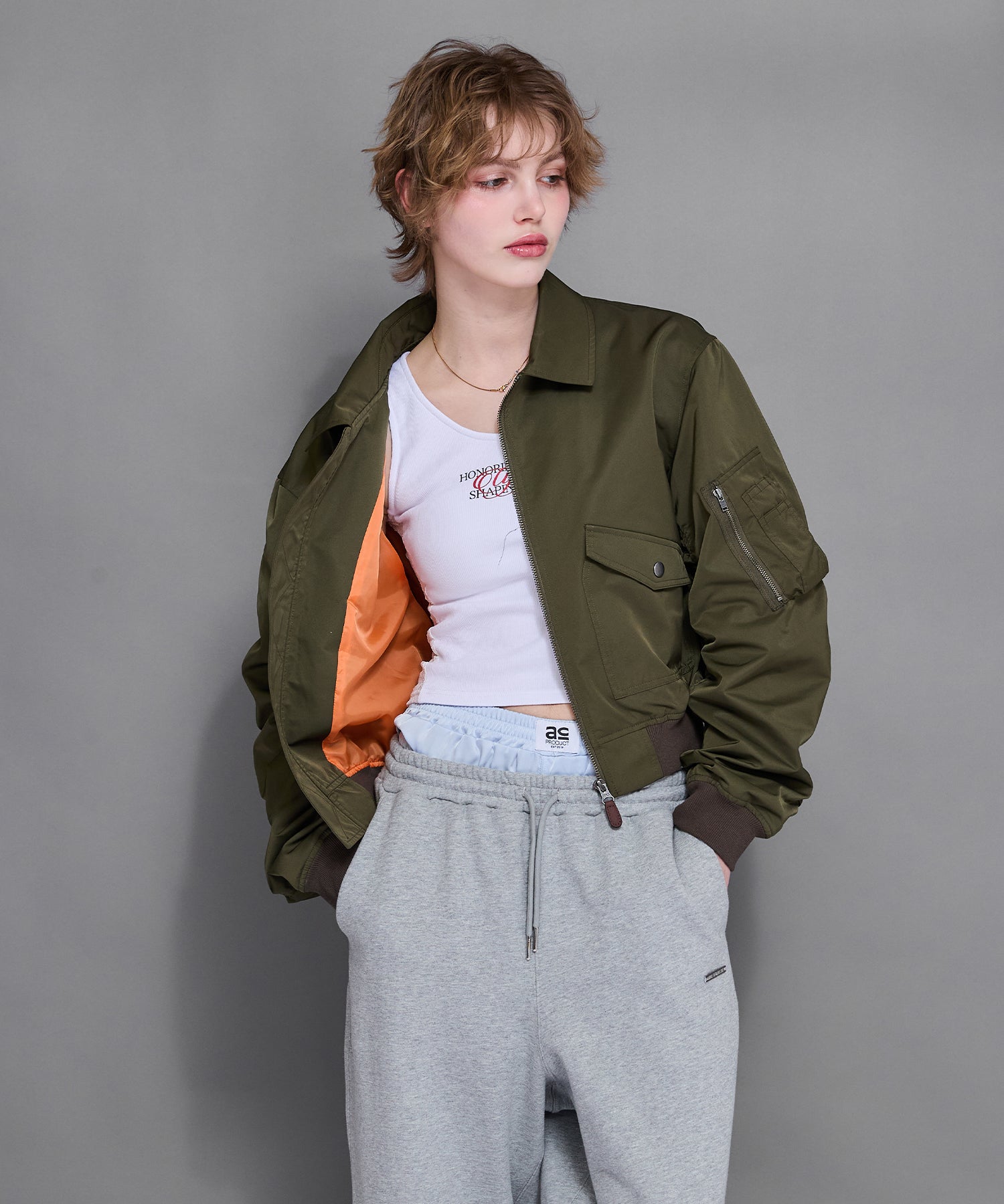 MODEL:170cm/COLOR:KHAKI/SIZE:F