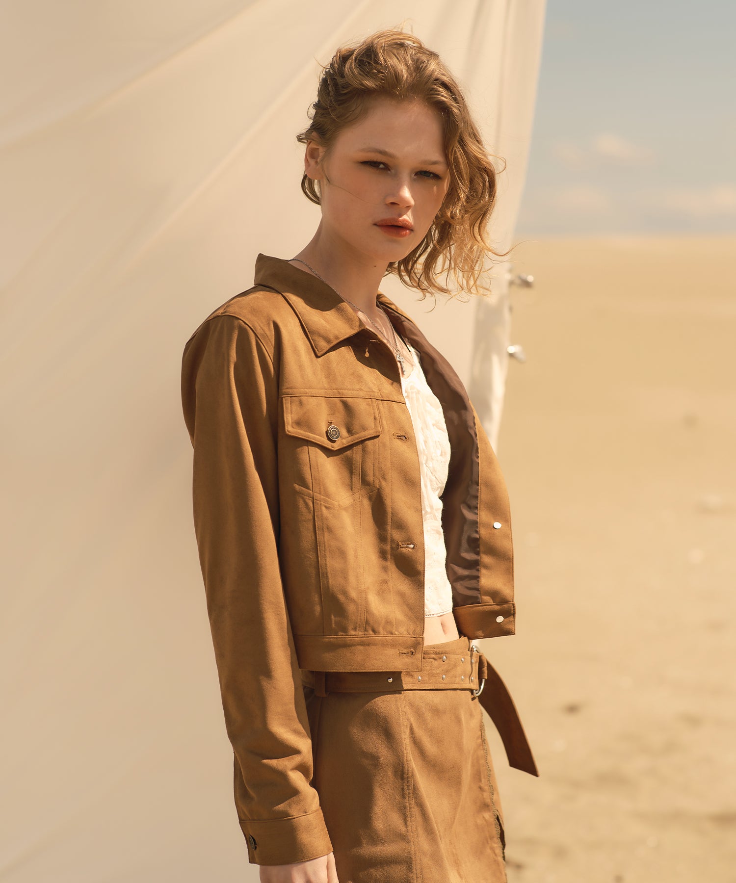 MODEL:173cm/COLOR:BEIGE/SIZE:F