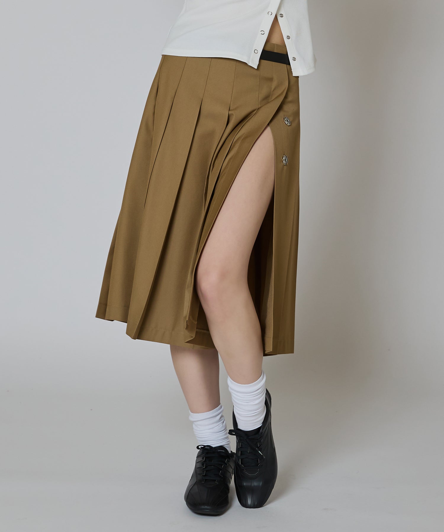 MODEL:163cm/COLOR:BEIGE/SIZE:F