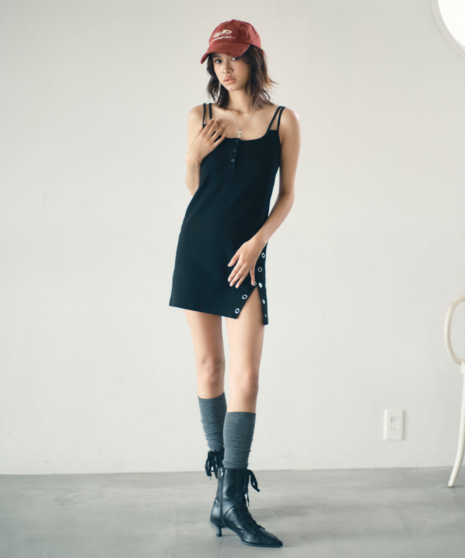 MODEL:170cm/COLOR:BLACK/SIZE:F