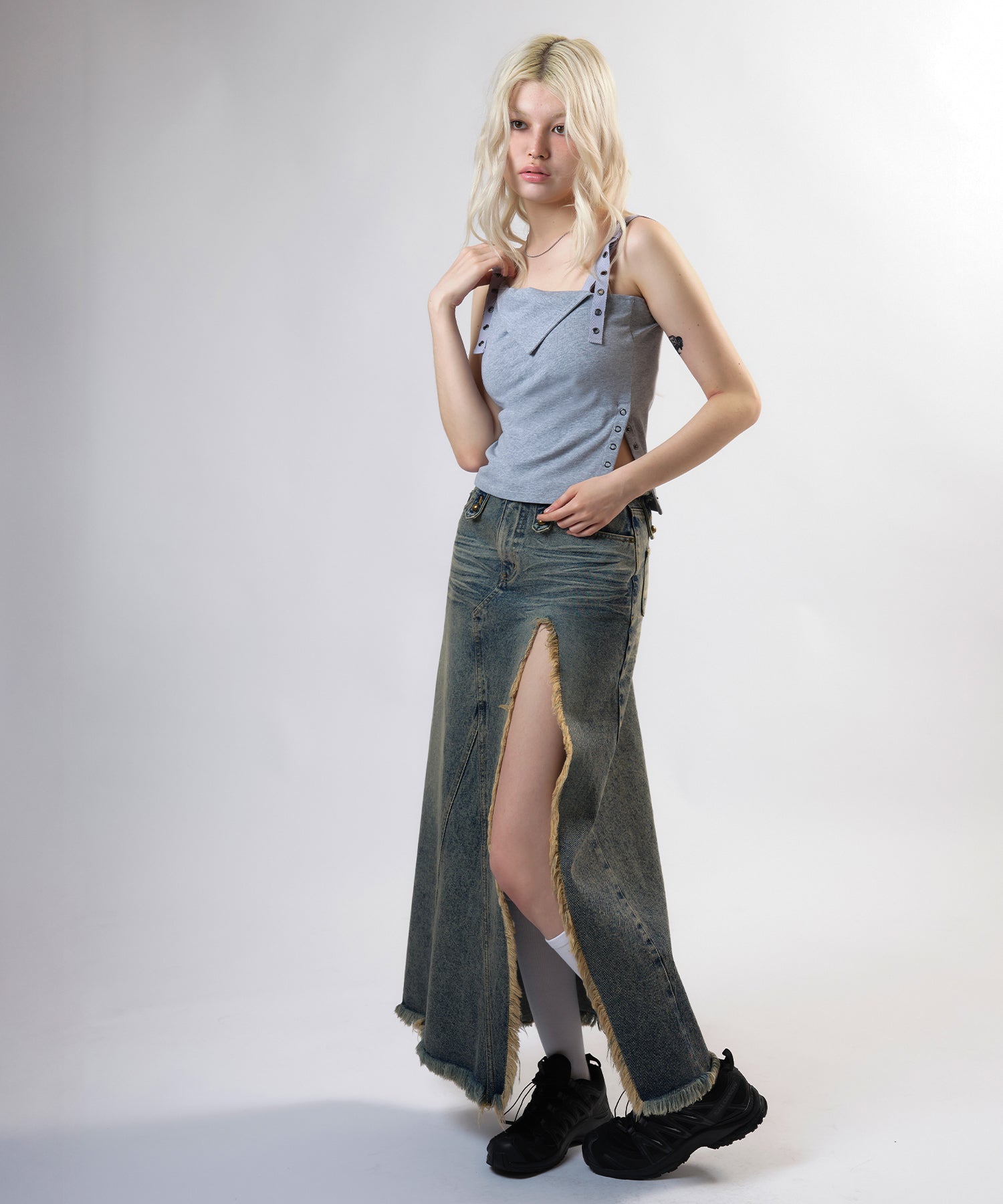 MODEL:170cm/COLOR:GRAY/SIZE:F