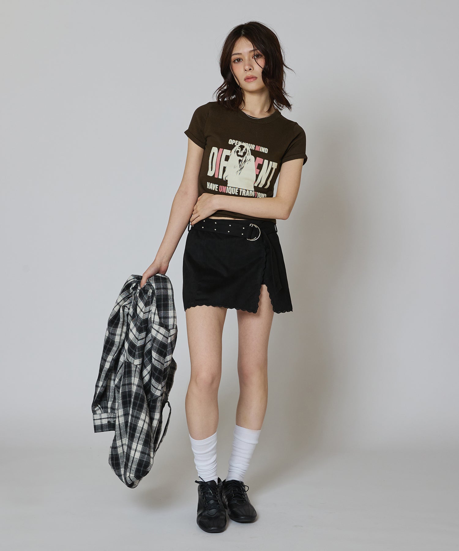 MODEL:163cm/COLOR:KHAKI/SIZE:F