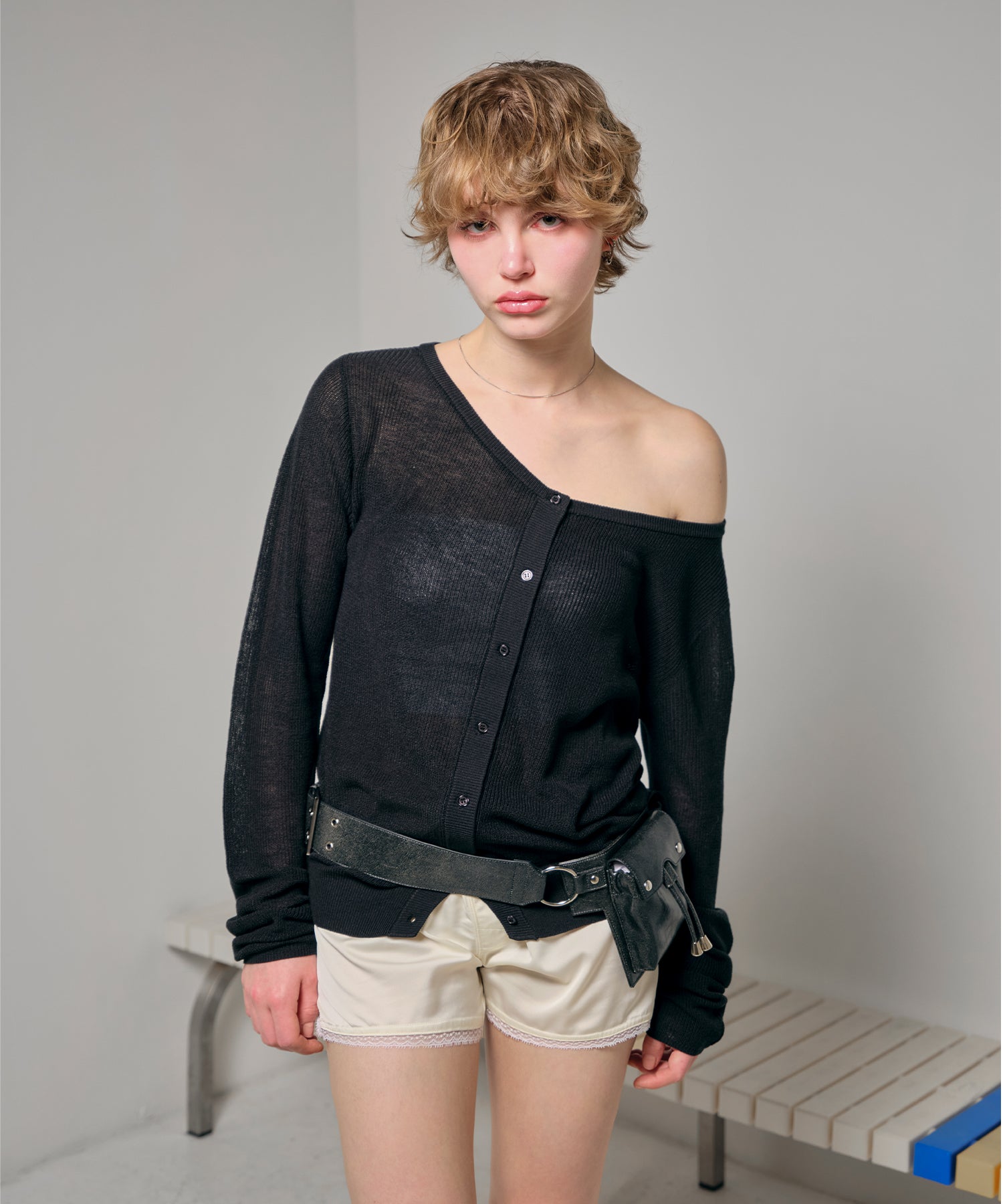 MODEL:170cm/COLOR:BLACK/SIZE:F
