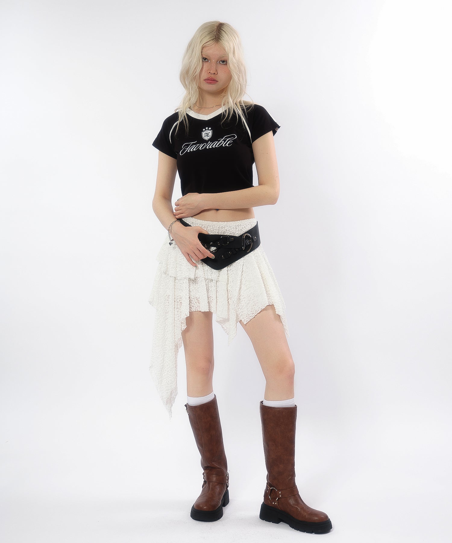 MODEL:170cm/COLOR:BLACK/SIZE:F