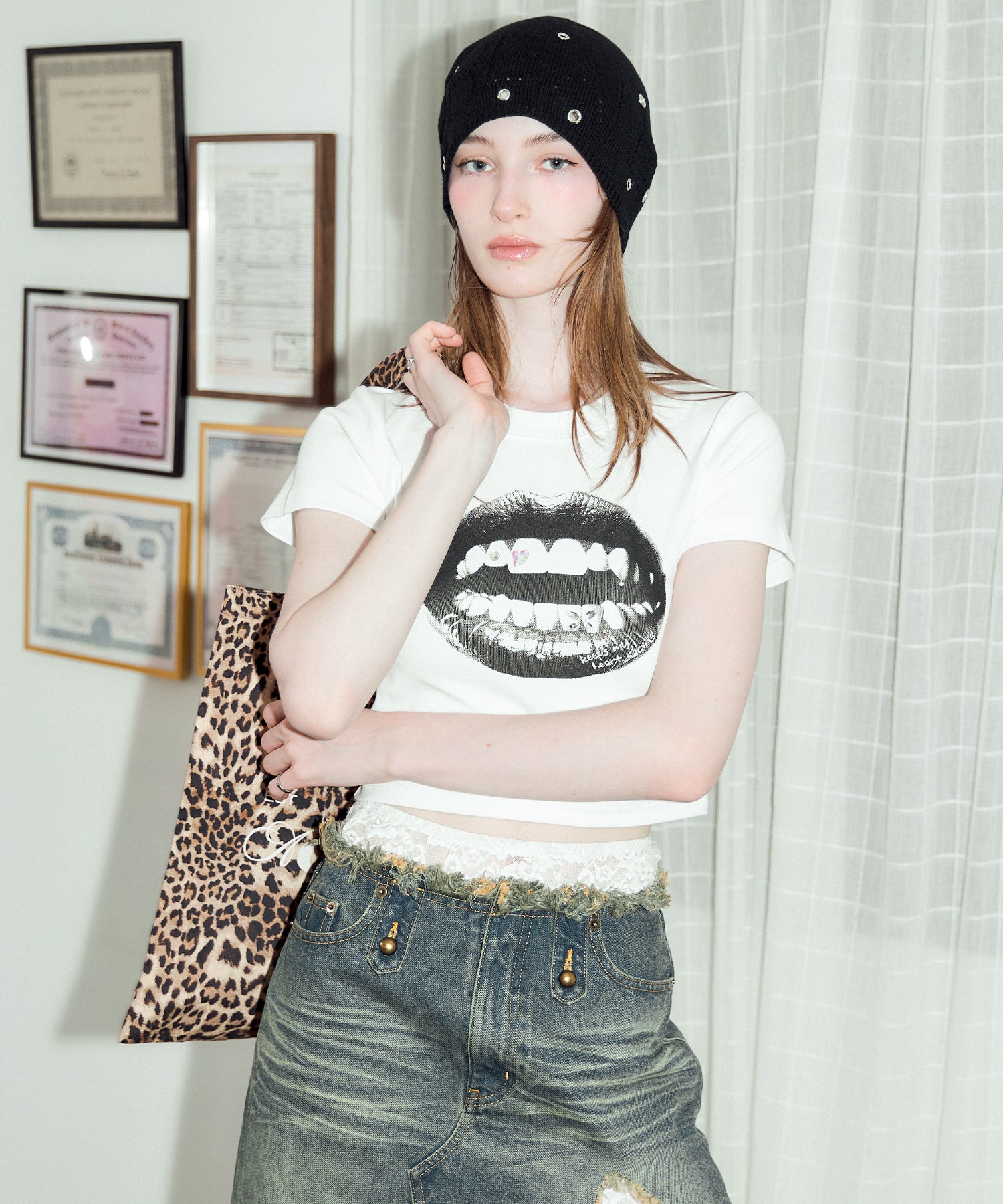 MODEL:174cm/COLOR:WHITE/SIZE:F