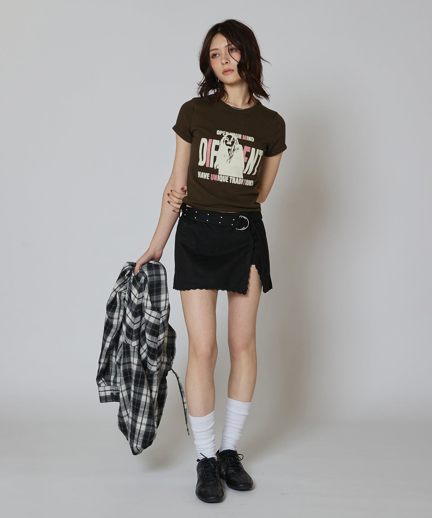 MODEL:163cm/COLOR:KHAKI/SIZE:F