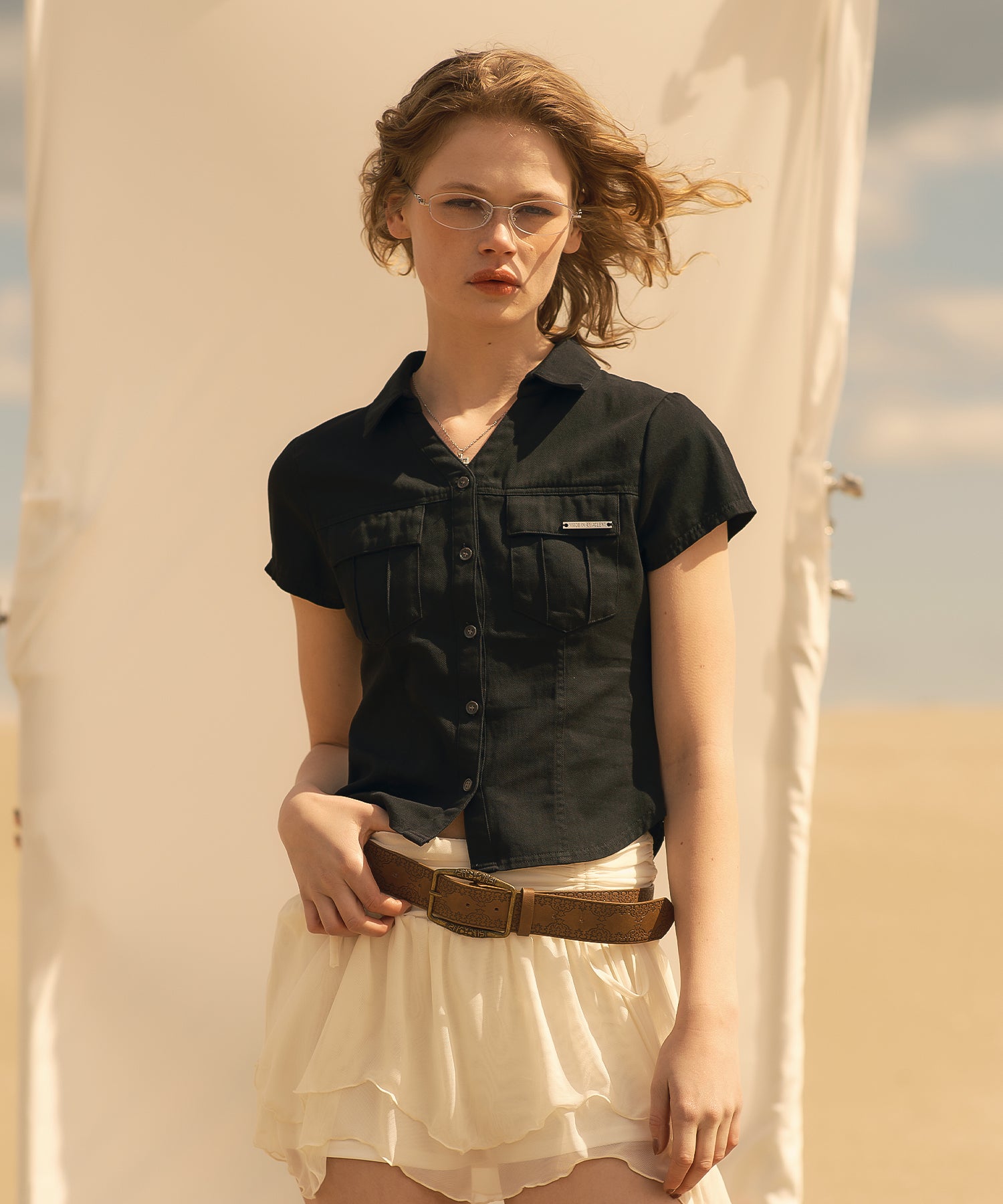 MODEL:173cm/COLOR:BLACK/SIZE:F