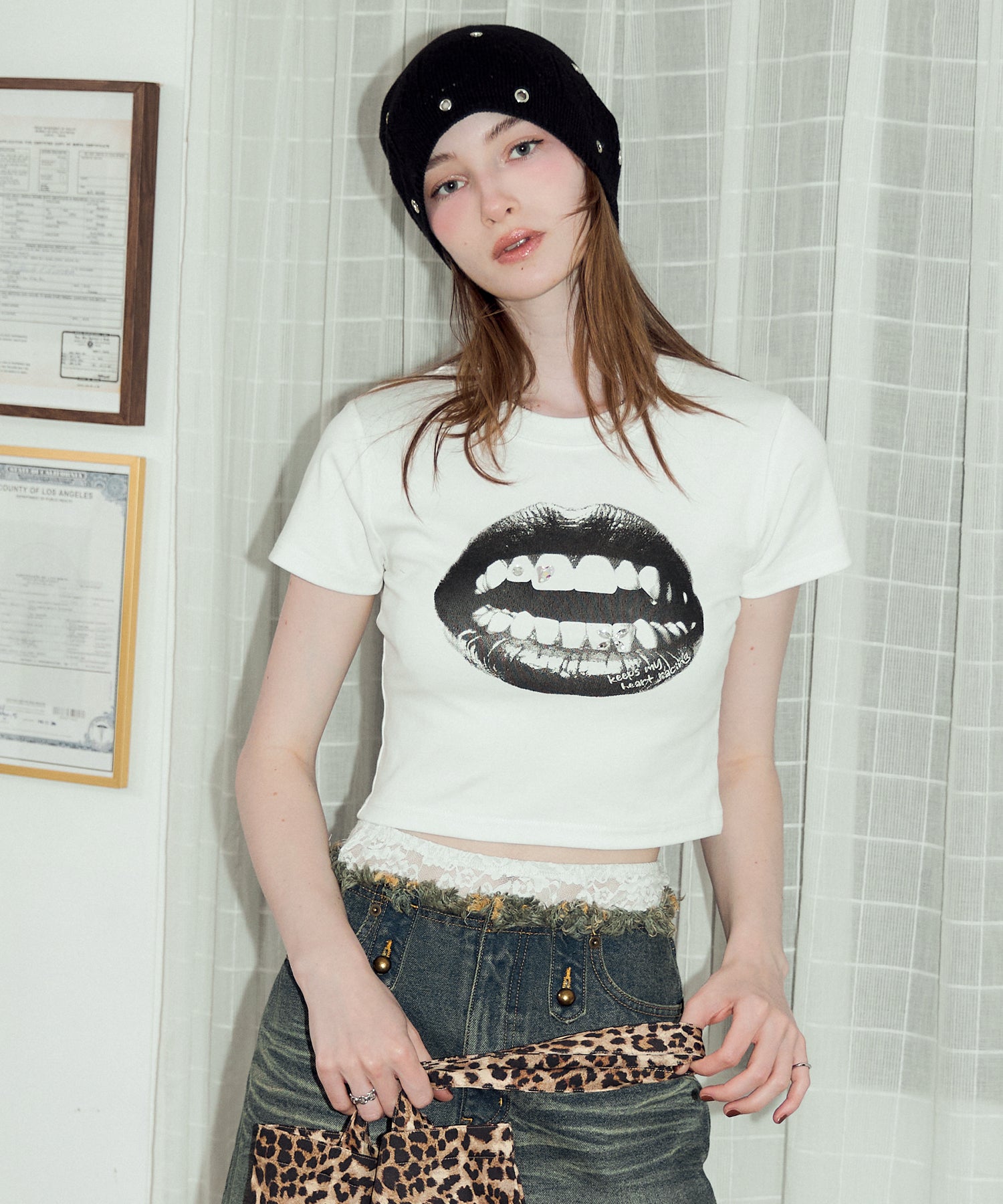 MODEL:174cm/COLOR:WHITE/SIZE:F