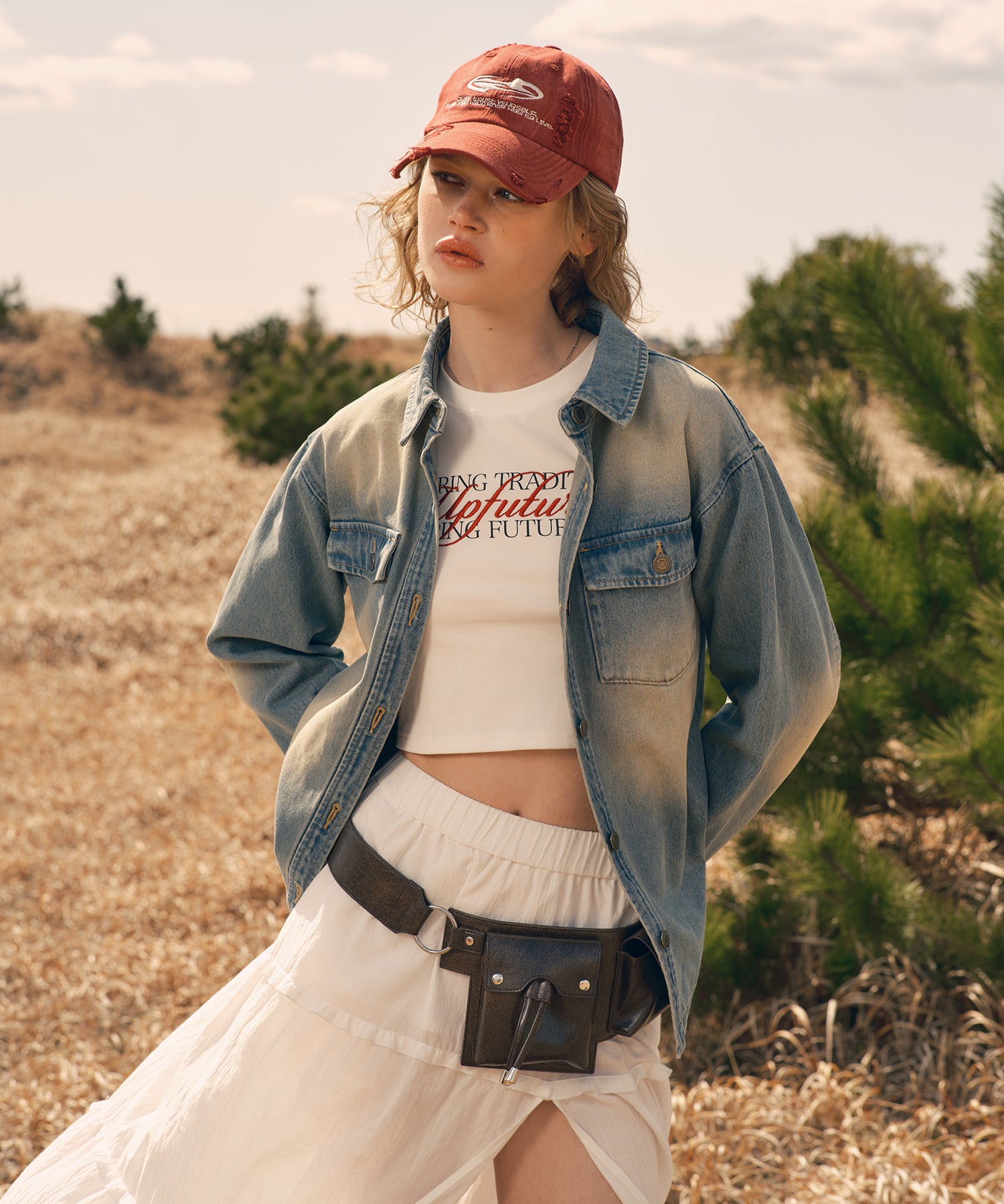 MODEL:173cm/COLOR:LIGHT BLUE/SIZE:F