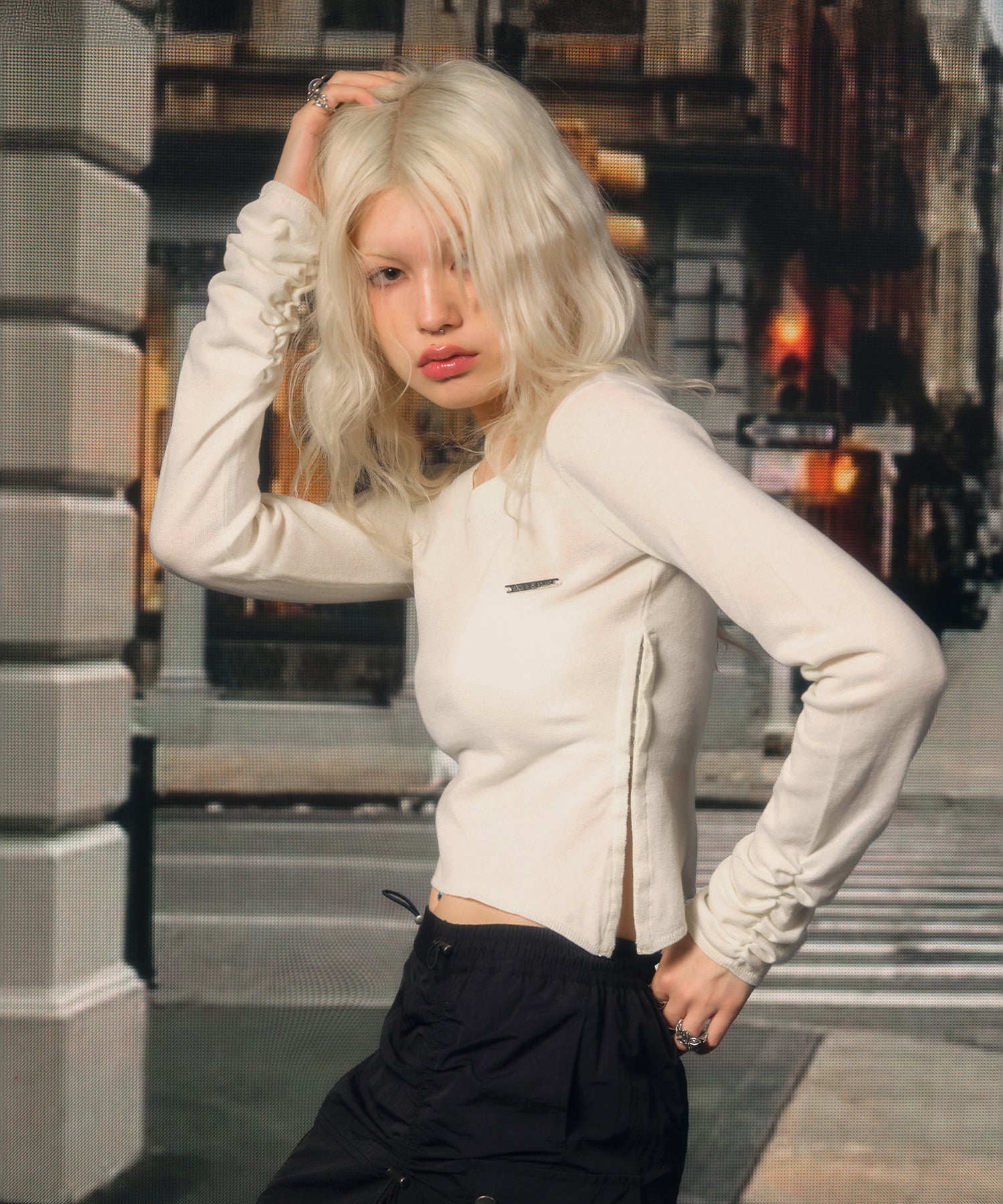 MODEL:170cm/COLOR:WHITE/SIZE:F