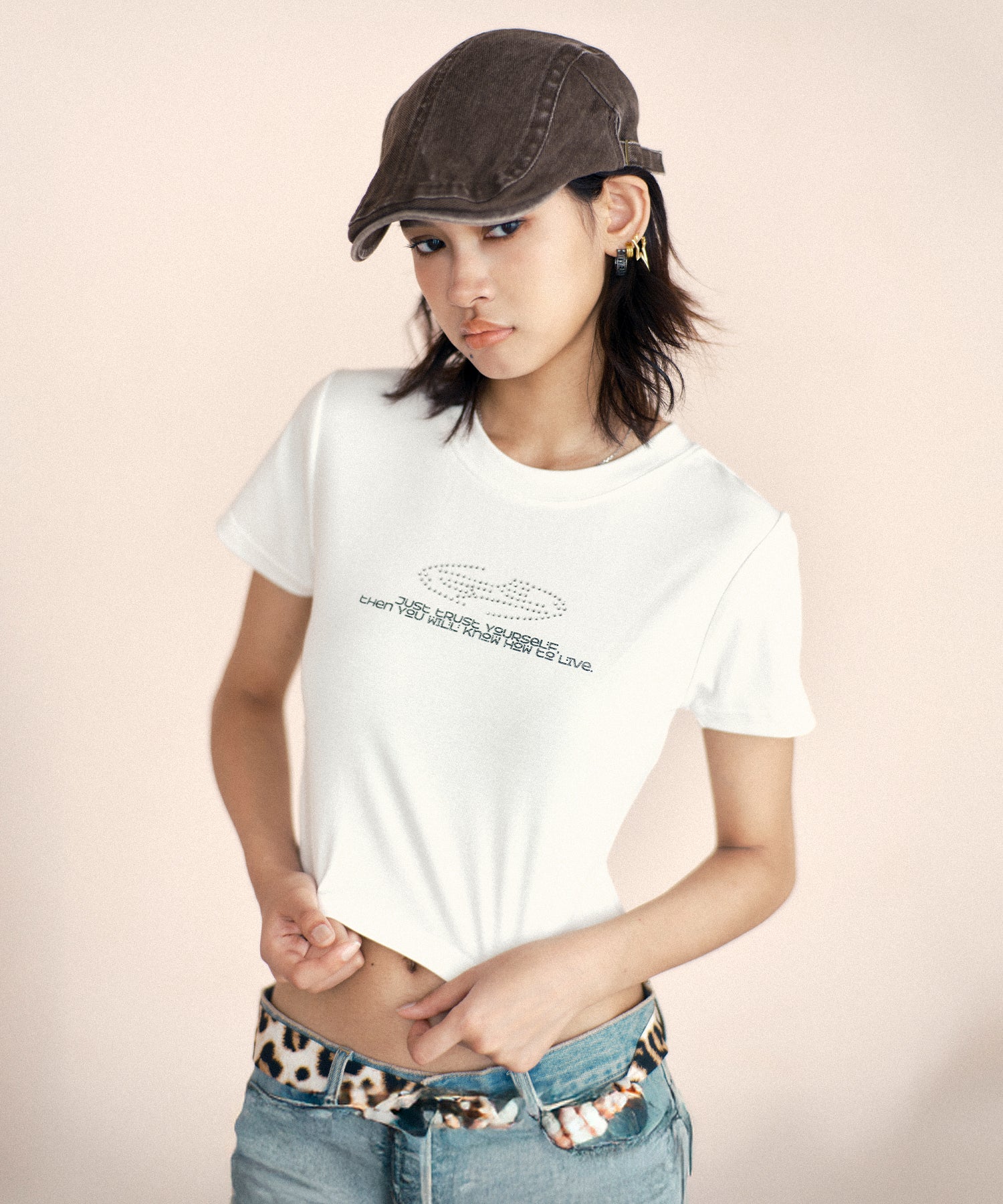 MODEL:170cm/COLOR:WHITE/SIZE:F