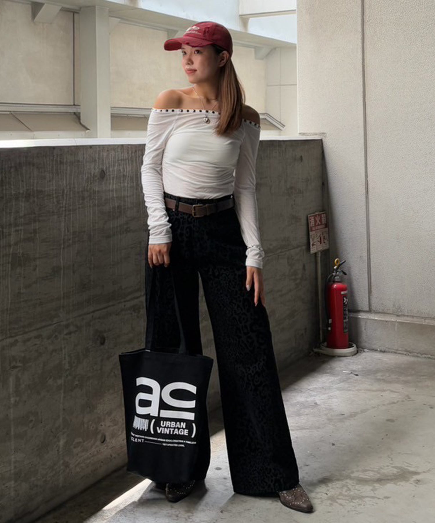 COLOR:BLACK/SIZE:F