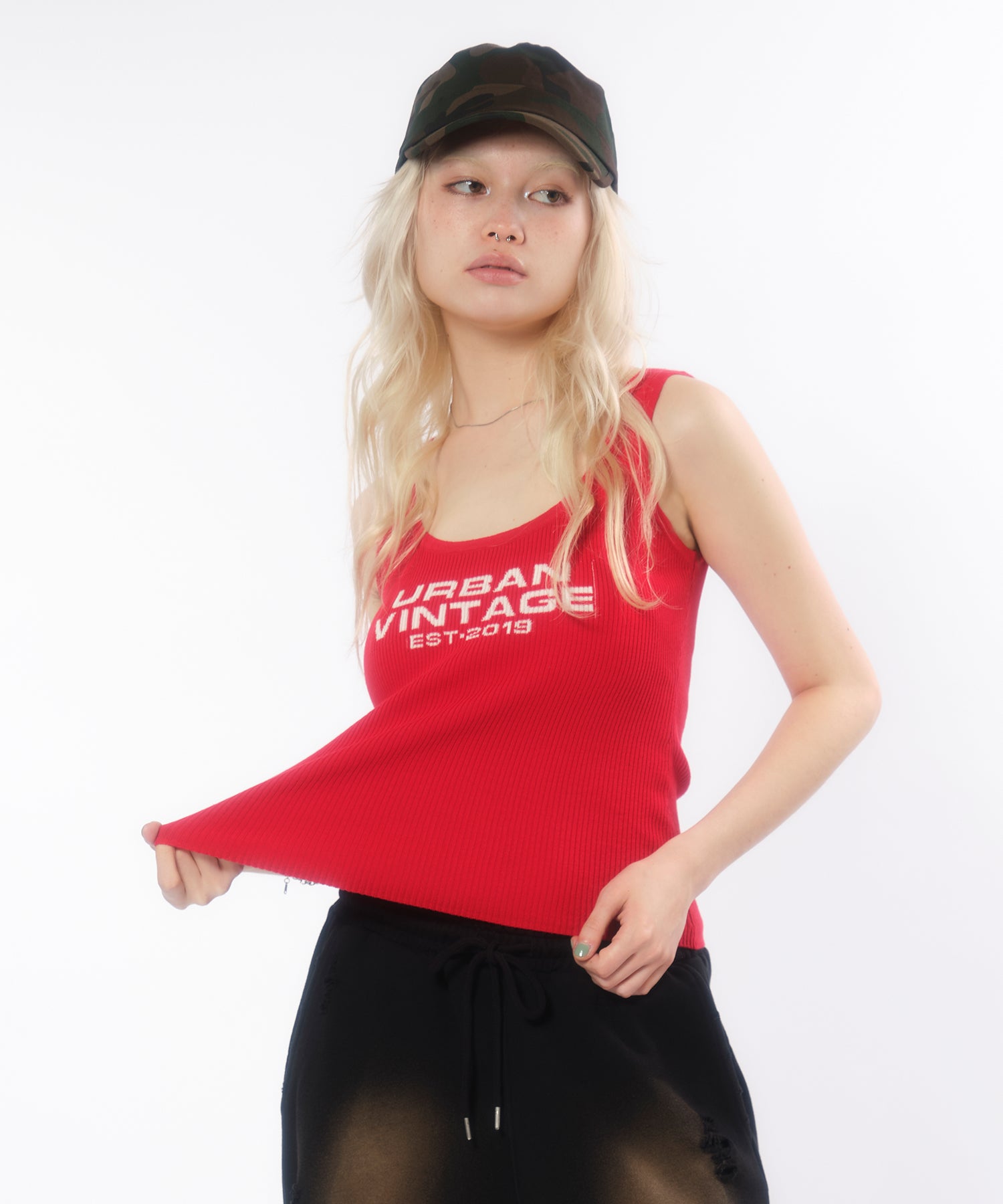 MODEL:170cm/COLOR:RED/SIZE:F