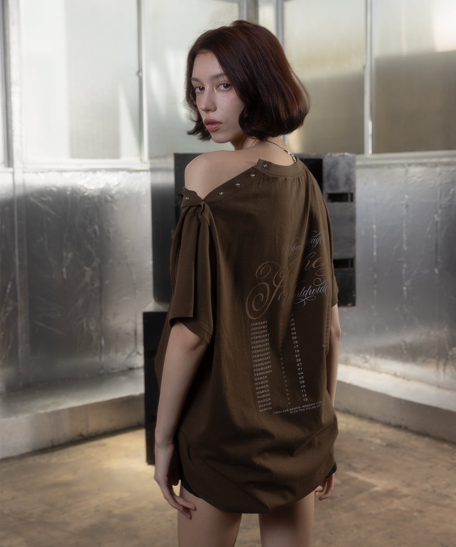 MODEL:172cm/COLOR:KHAKI/SIZE:F