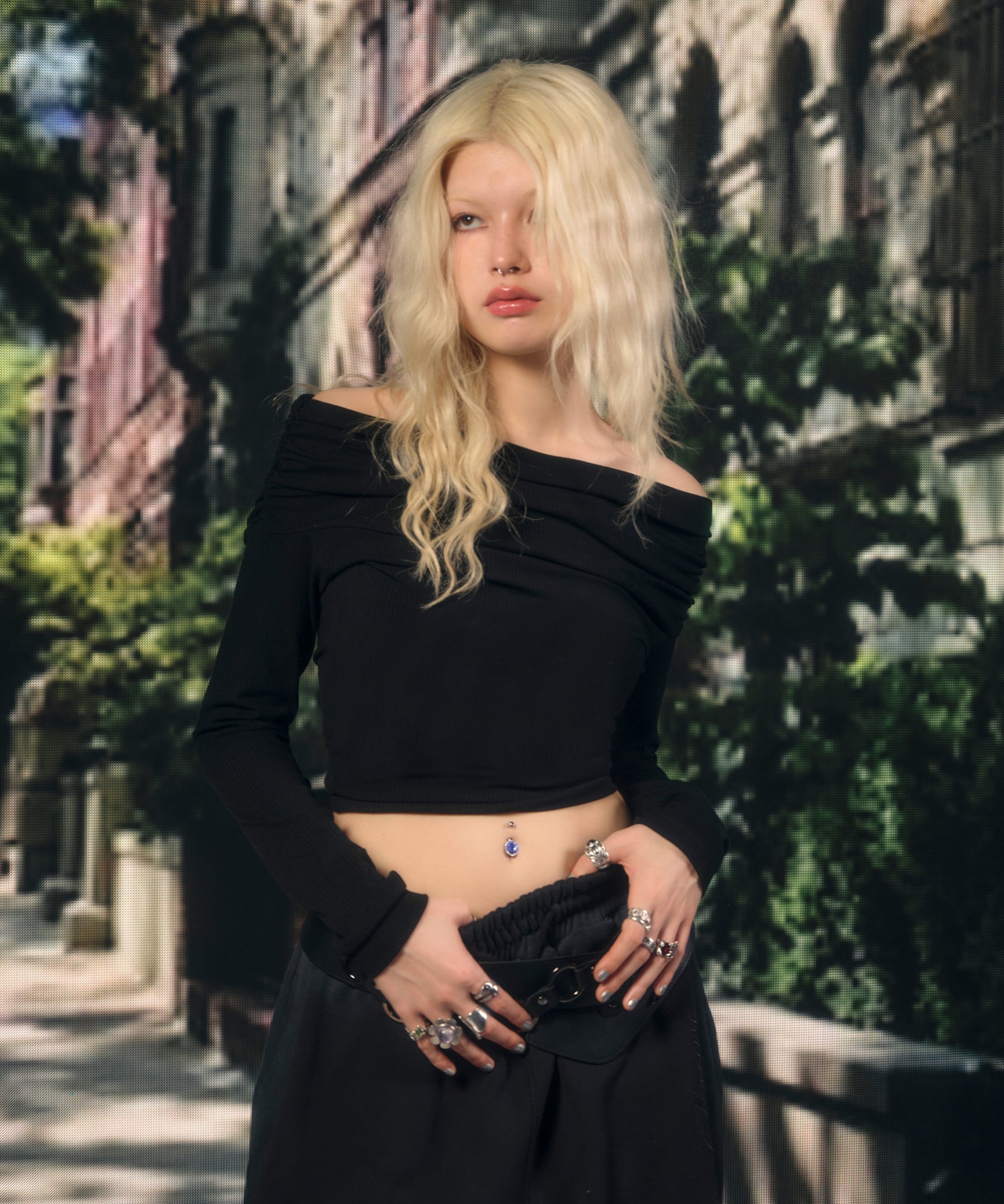 MODEL:170cm/COLOR:BLACK/SIZE:F