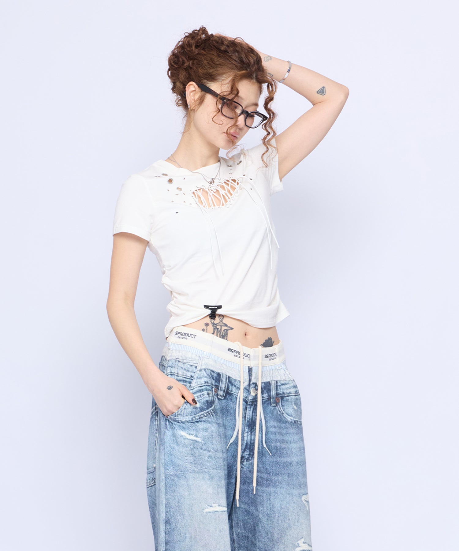 MODEL:168cm/COLOR:WHT/SIZE:F