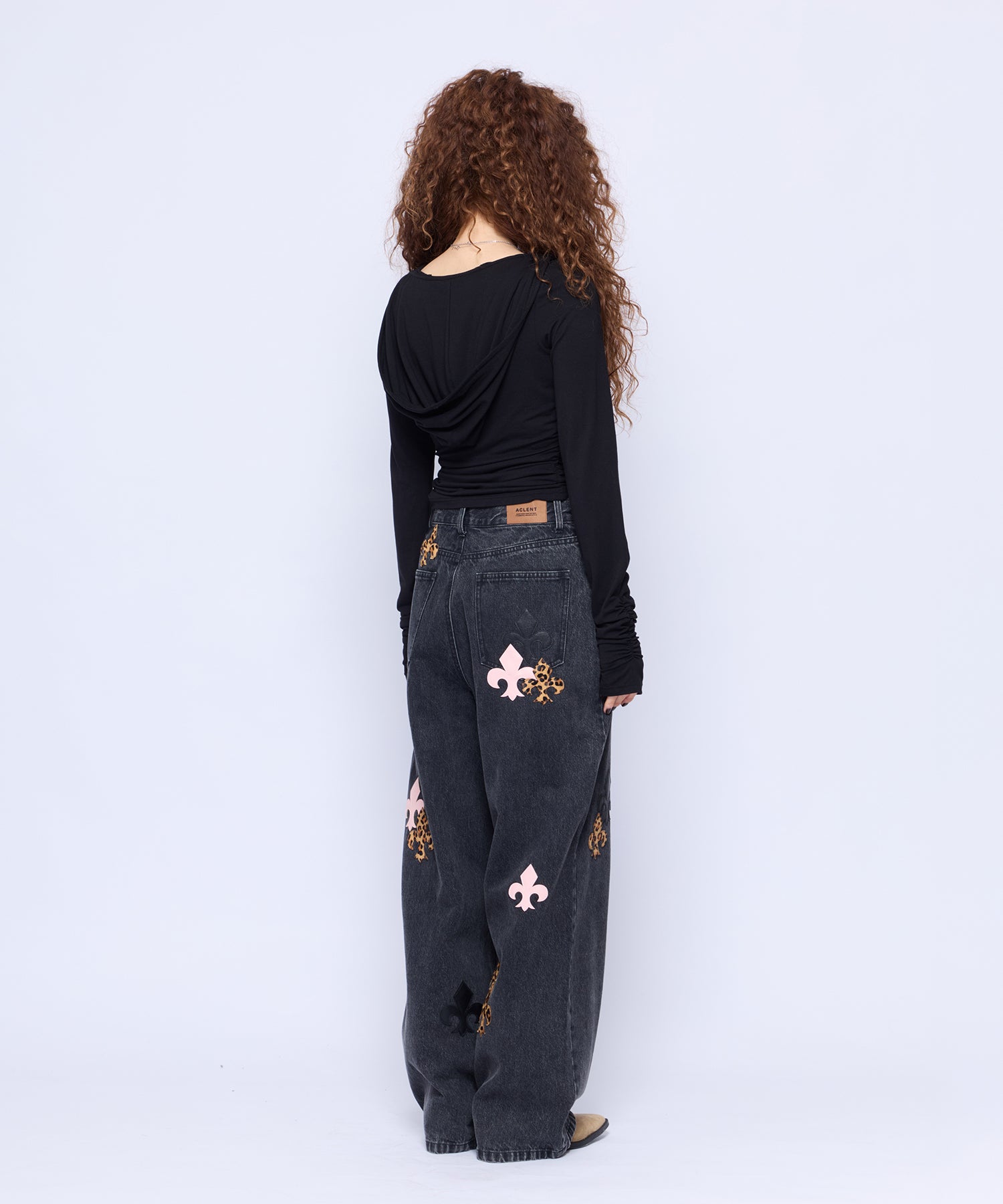 MODEL:168cm/COLOR:BLK/SIZE:M