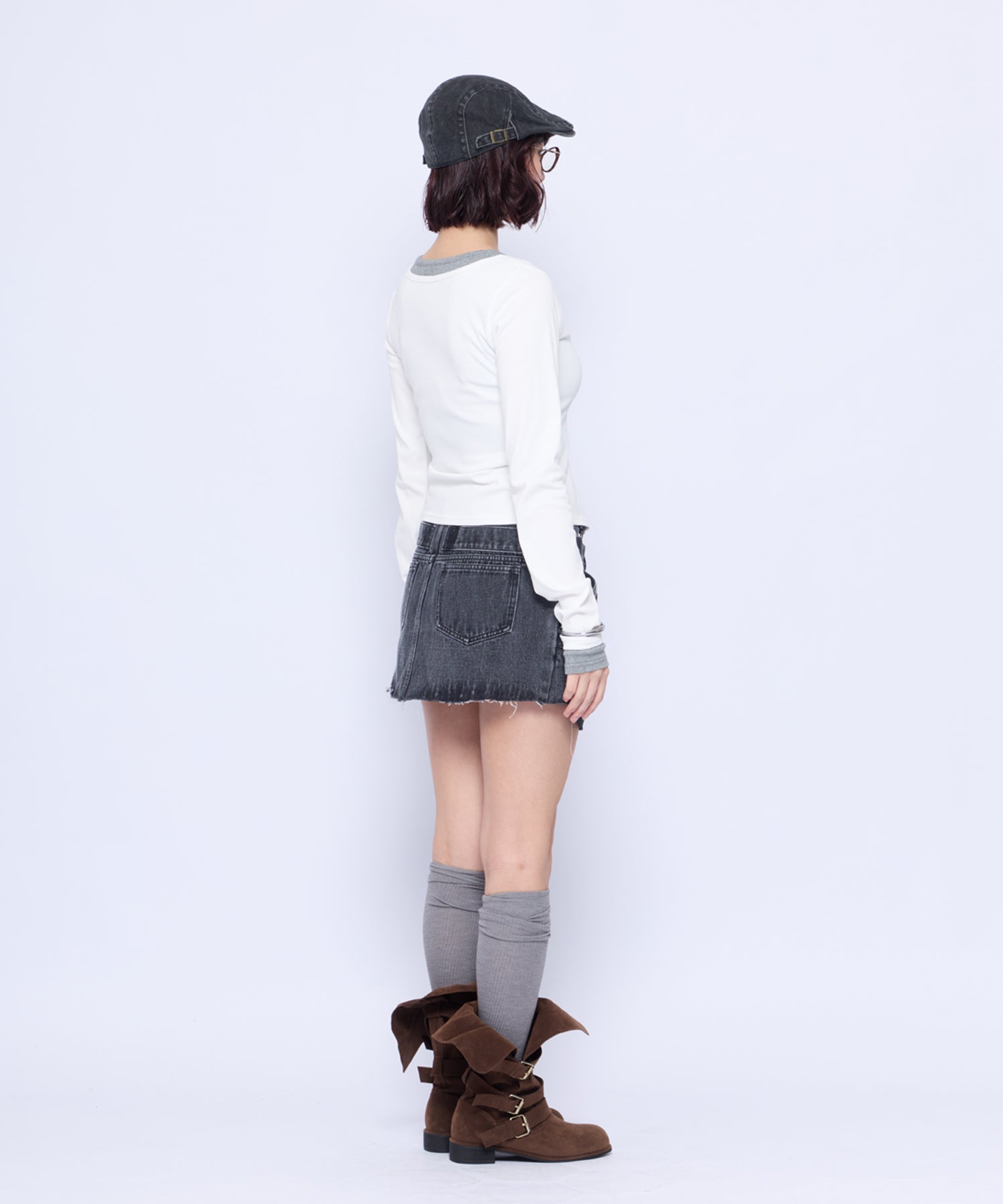 MODEL:165cm/COLOR:WHT/SIZE:M