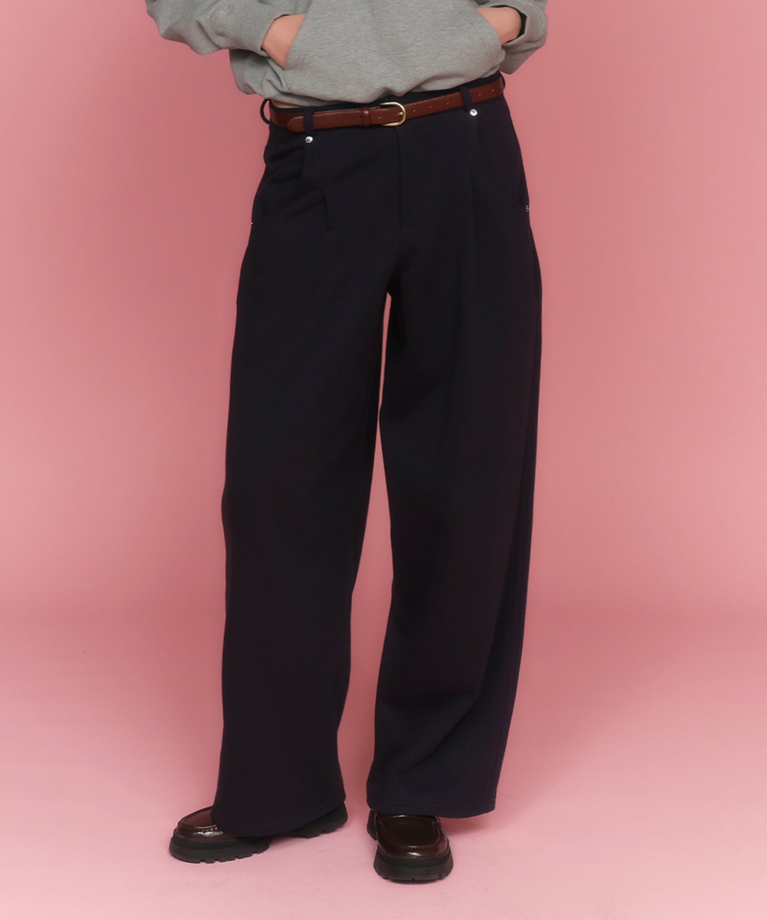 MODEL:174cm/COLOR:NAVY/SIZE:F