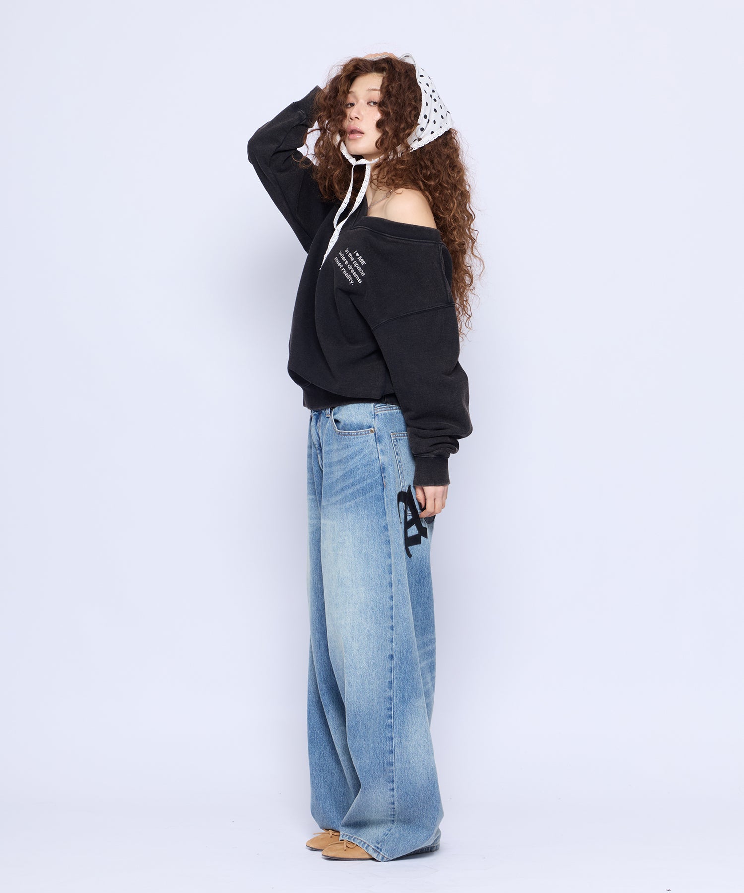 MODEL:168cm/COLOR:BLU/SIZE:M