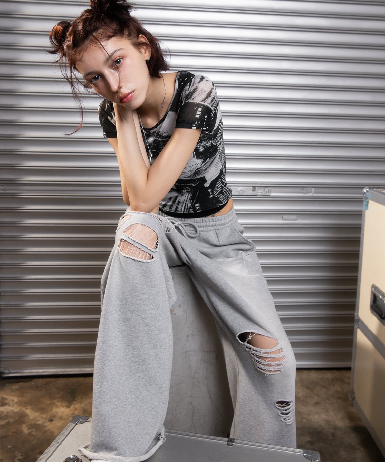 MODEL:172cm/COLOR:BLACK/SIZE:F