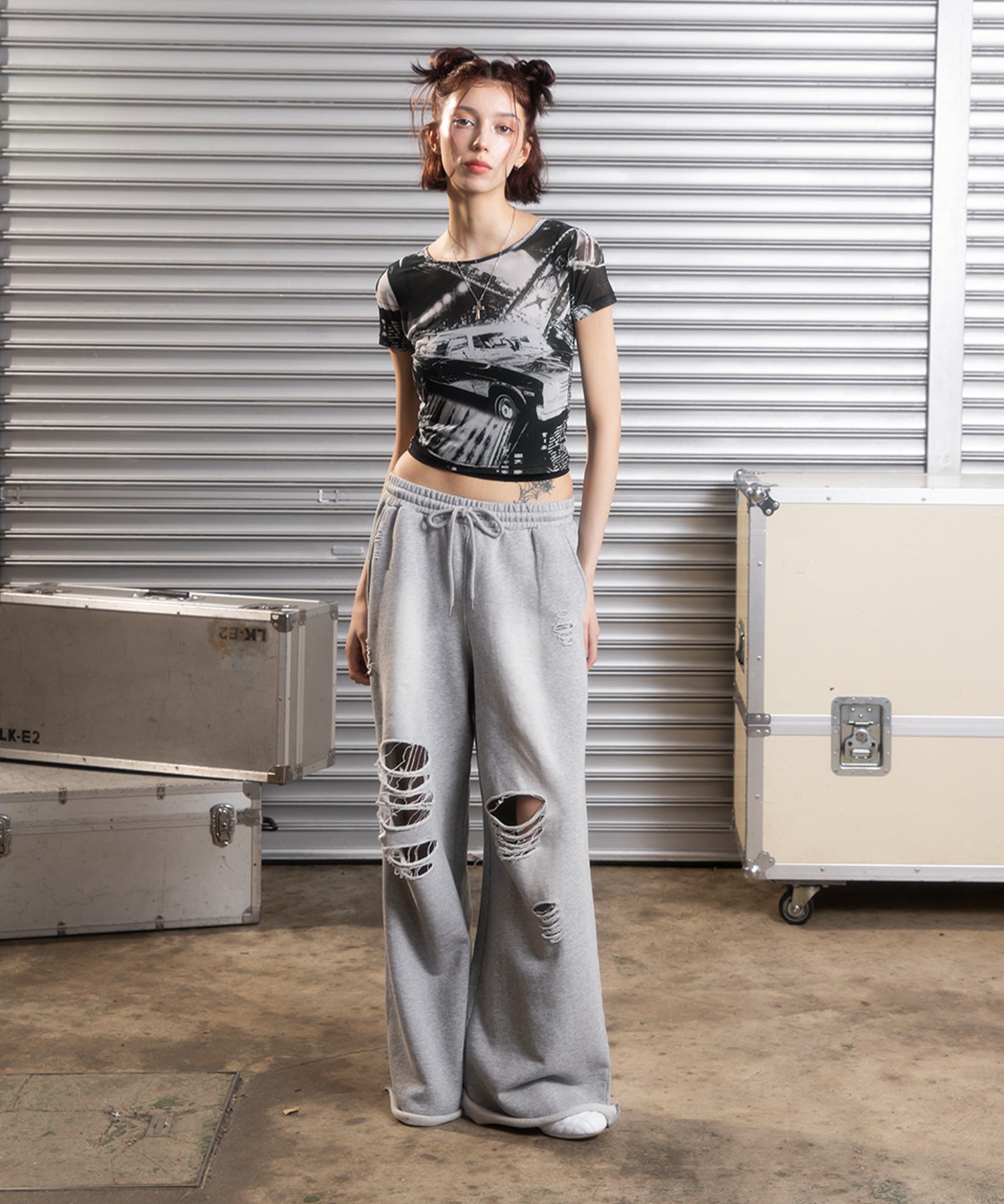 MODEL:172cm/COLOR:BLACK/SIZE:F