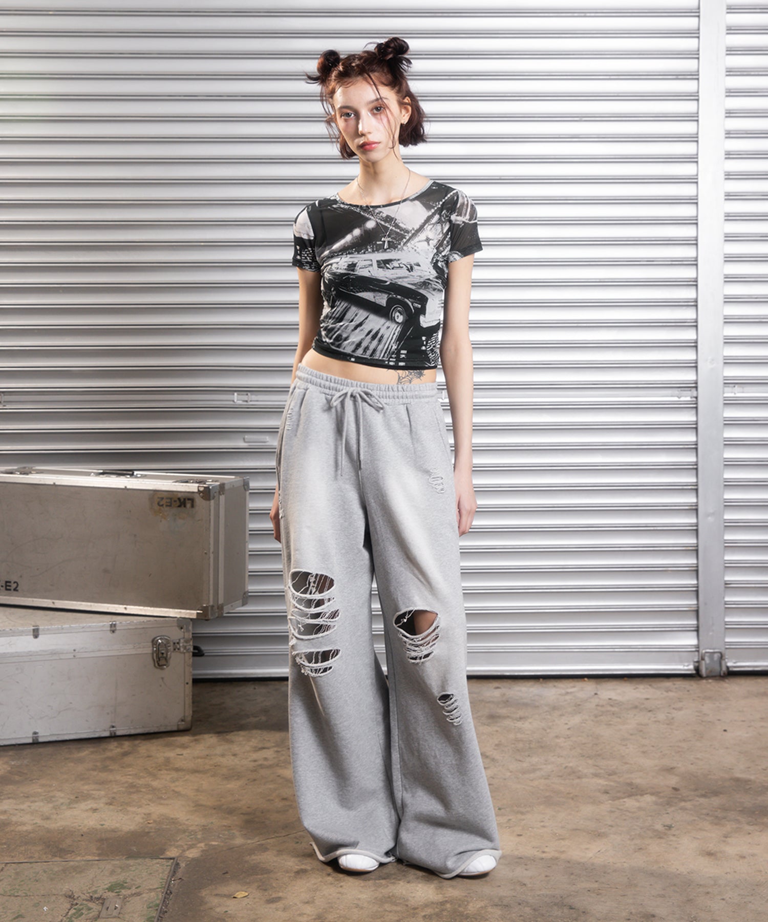 MODEL:172cm/COLOR:BLACK/SIZE:F