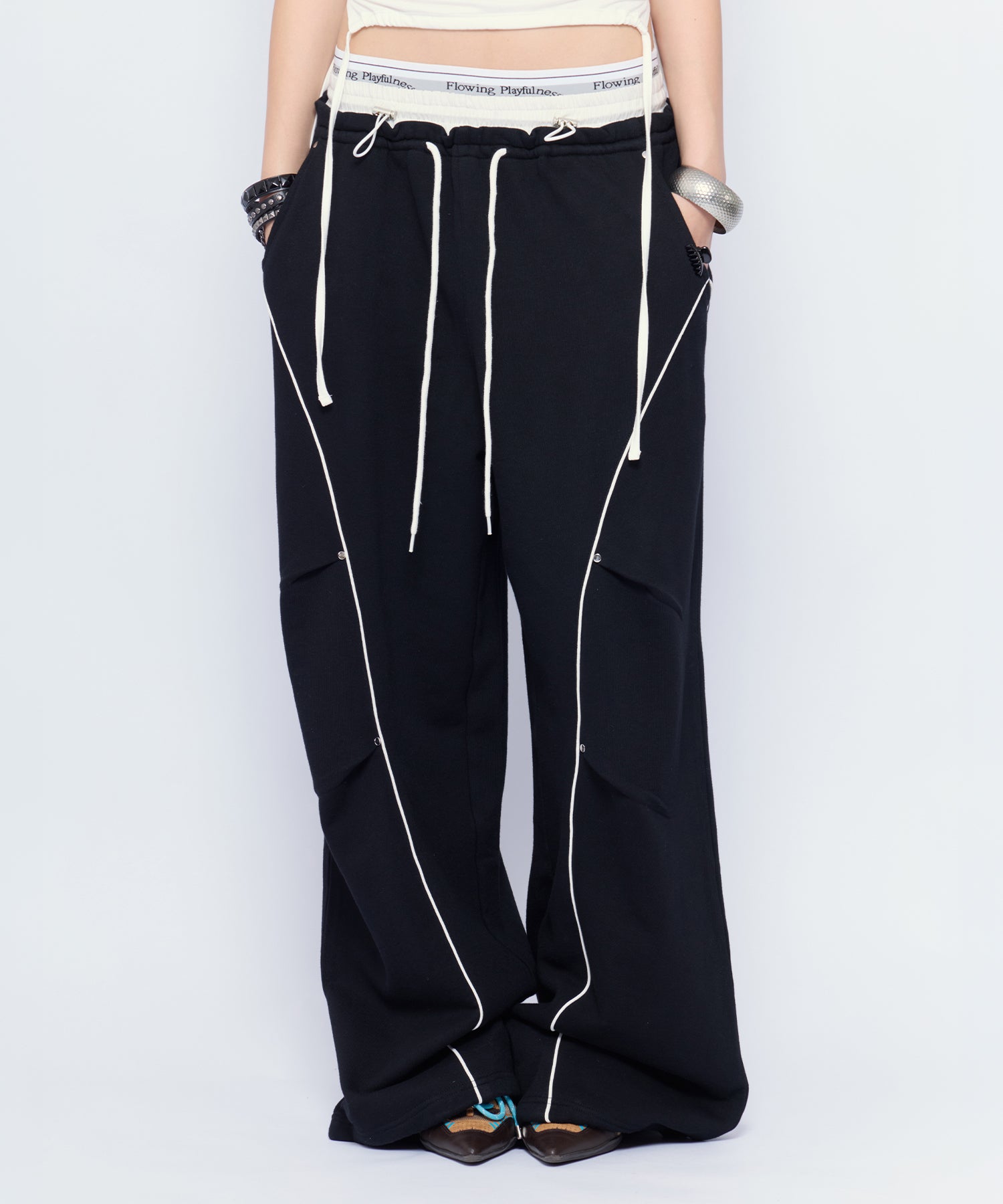 MODEL:170cm/COLOR:BLK/SIZE:F