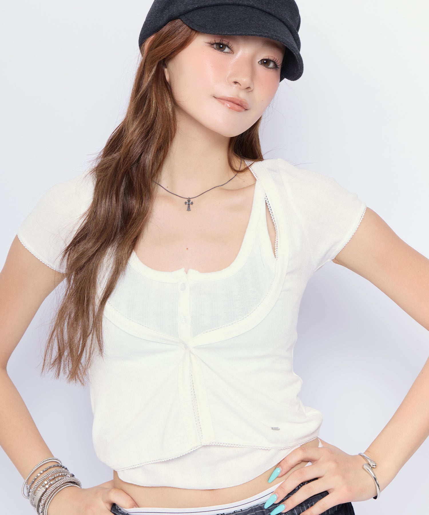 MODEL:170cm/COLOR:WHT/SIZE:F