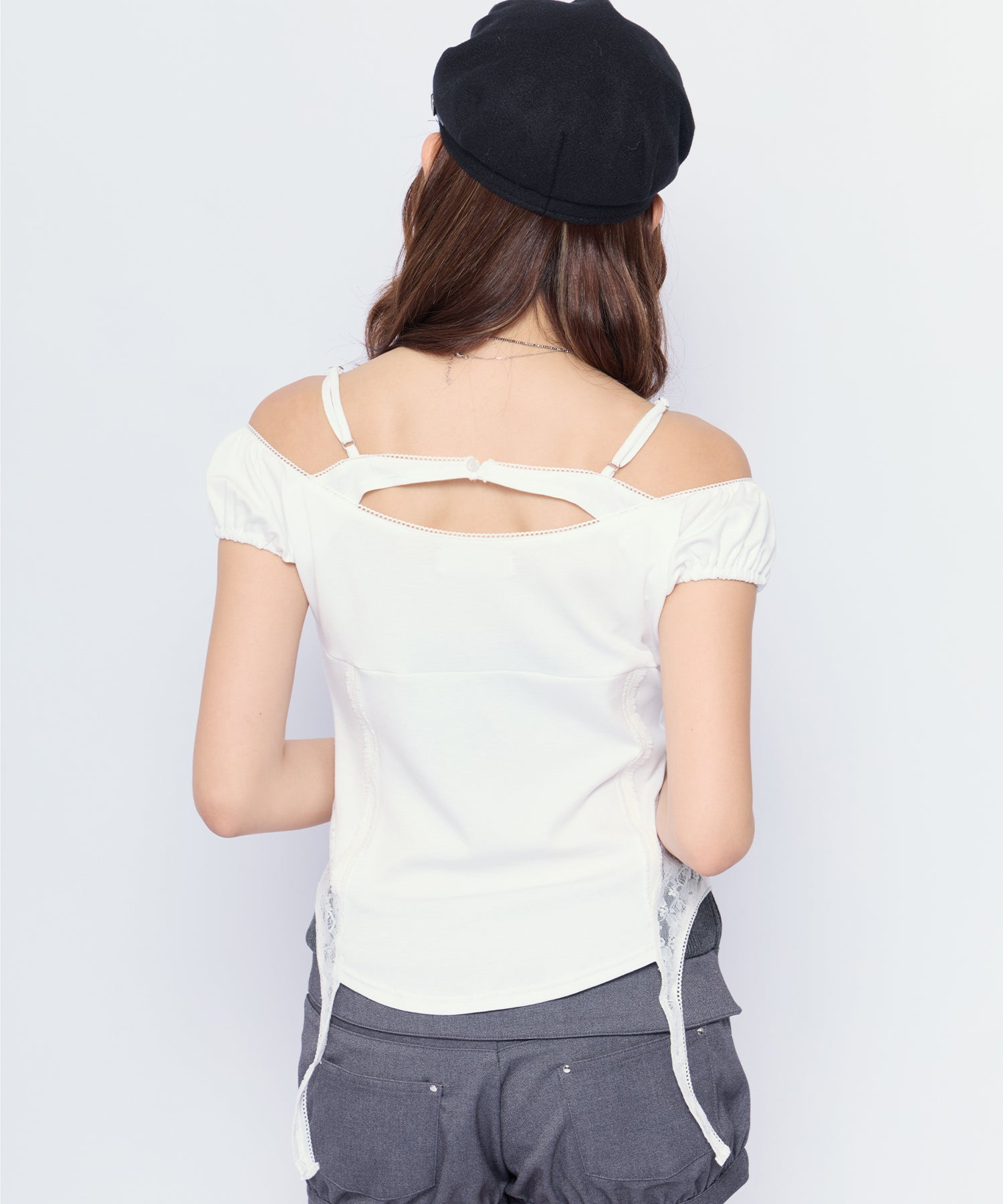 MODEL:170cm/COLOR:WHT/SIZE:F