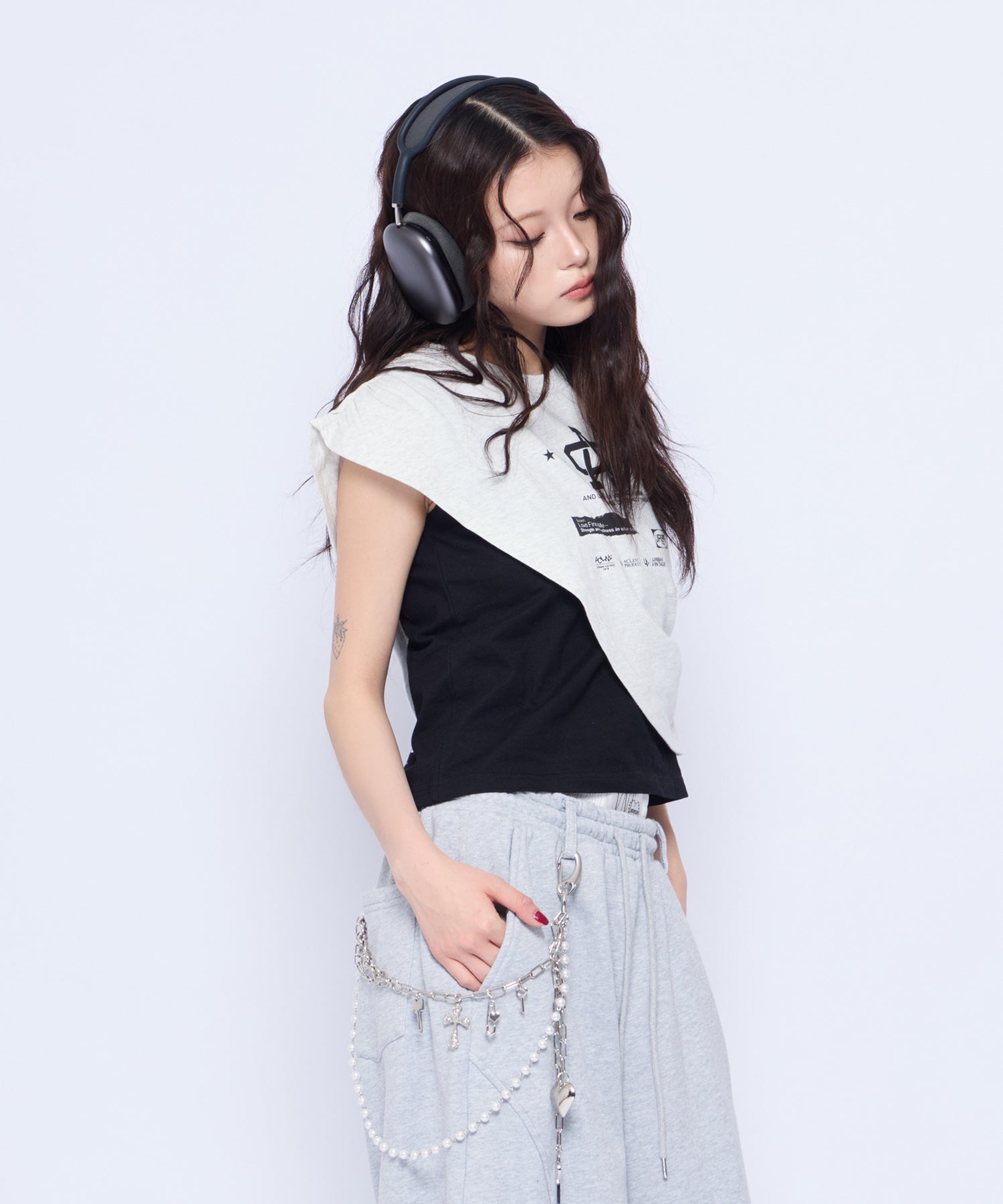 MODEL:160cm/COLOR:WHT/SIZE:F