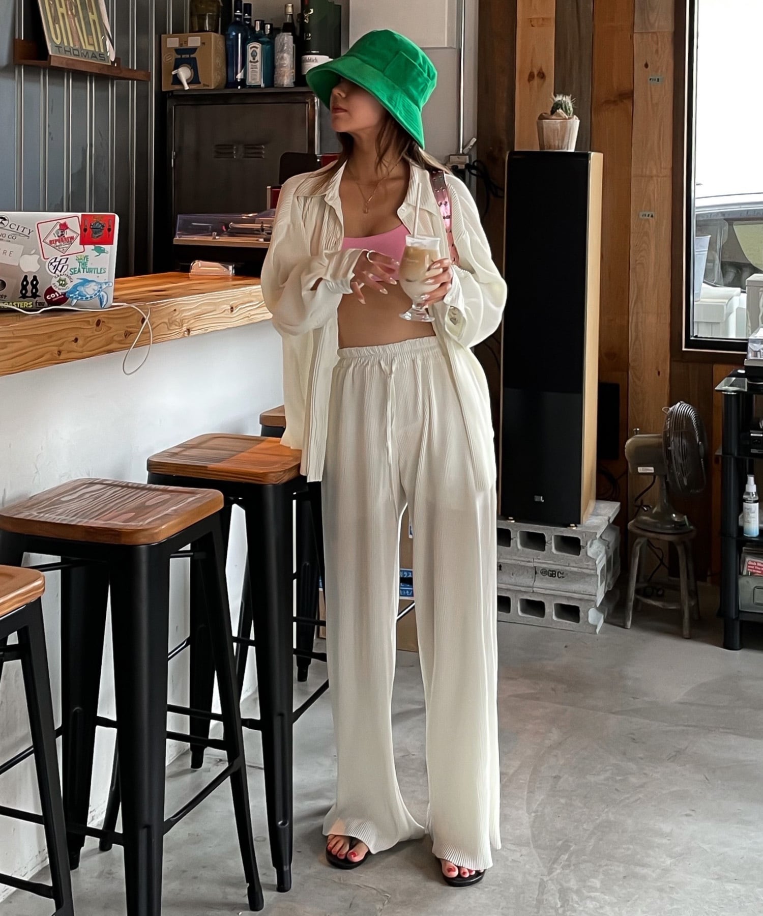 リラクシープリーツシャツ