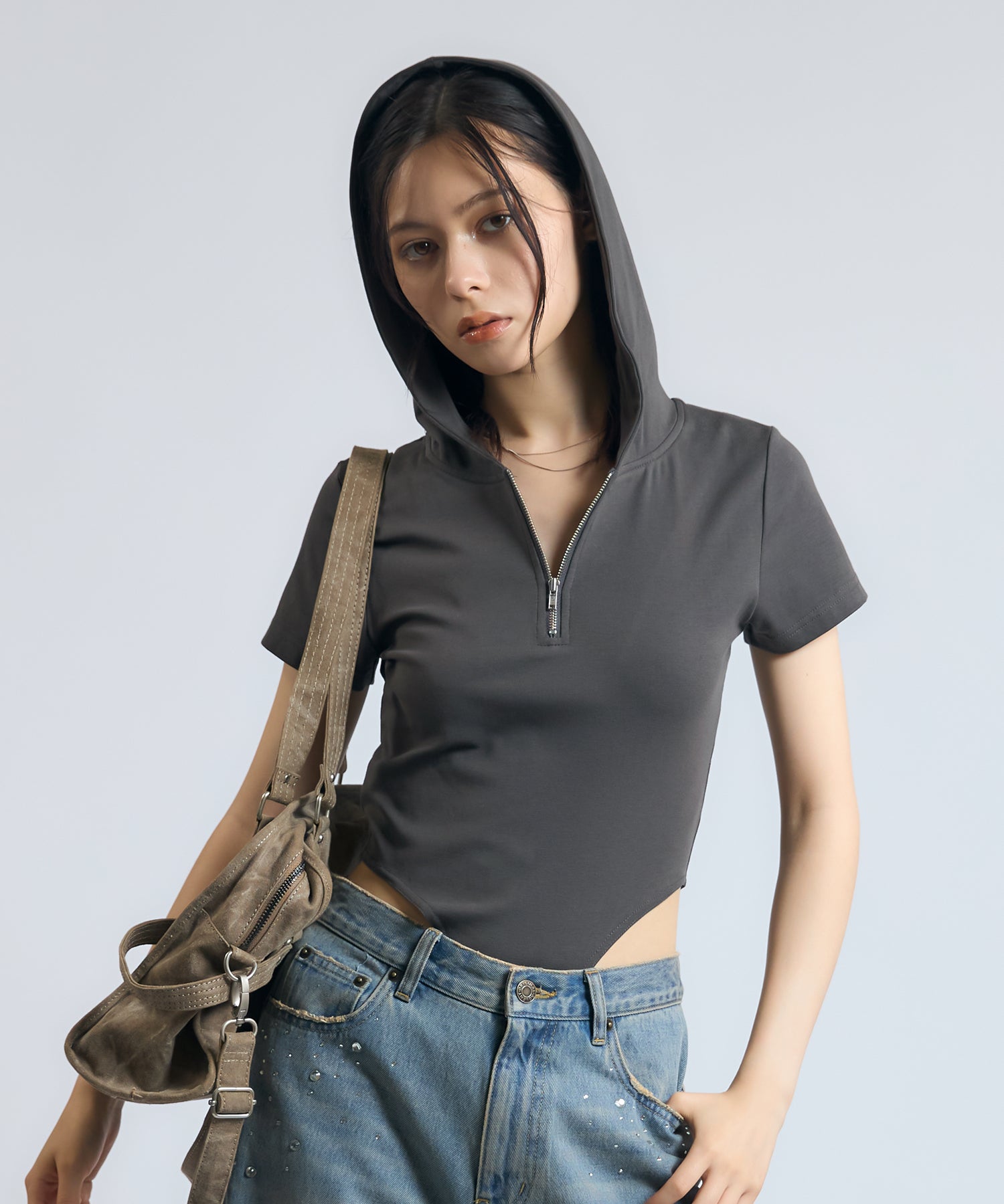 MODEL:163cm/COLOR:DARK GRAY/SIZE:F