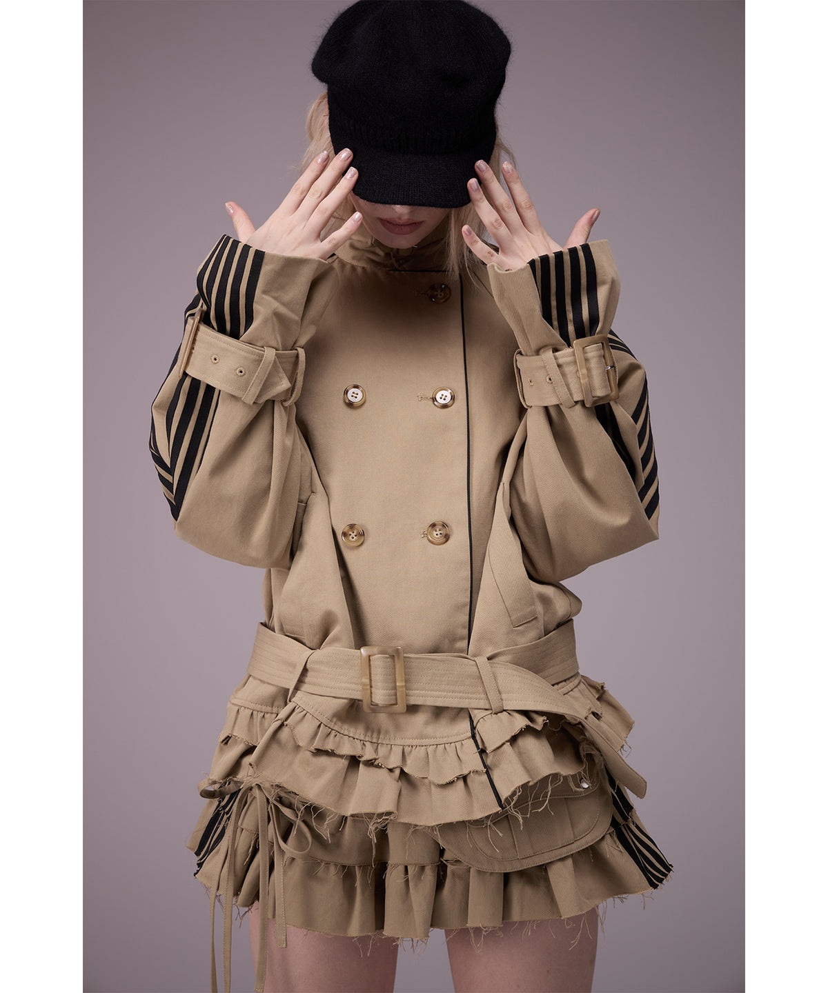MODEL:176cm/COLOR:BEG/SIZE:F