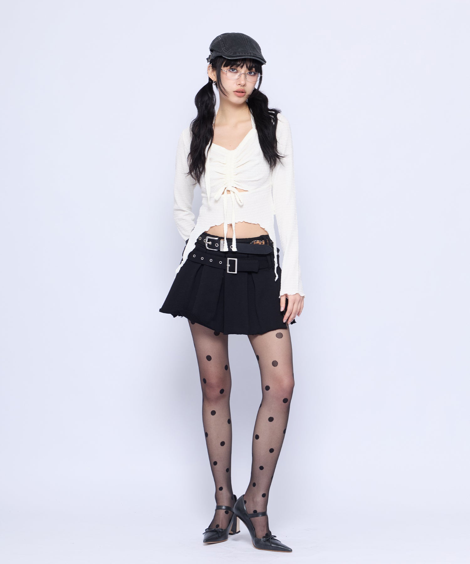 MODEL:172cm/COLOR:WHT/SIZE:F