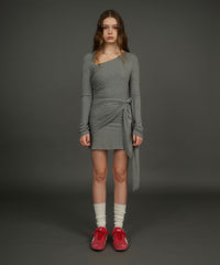 GRY / F