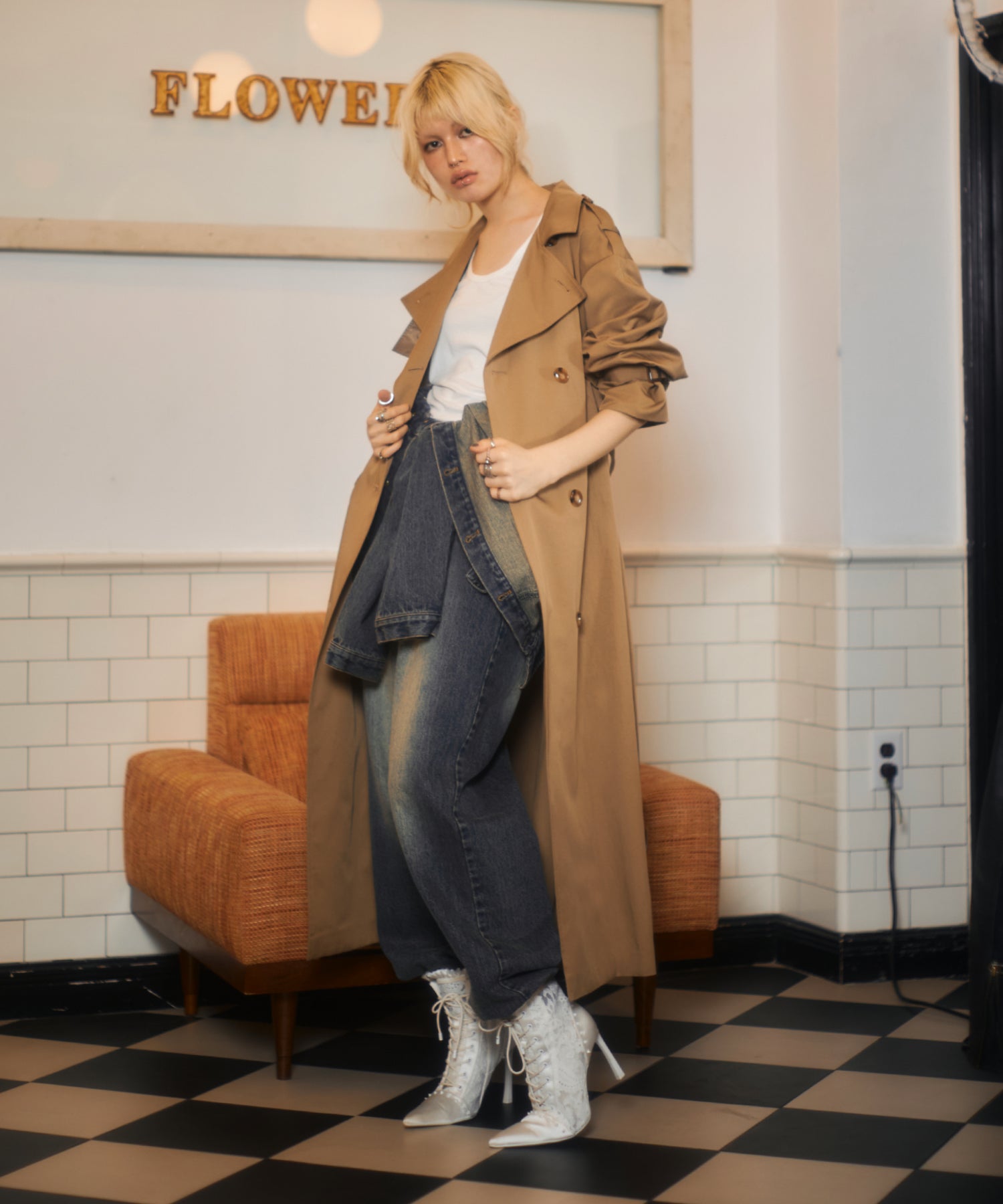 MODEL:170cm/COLOR:BEIGE/SIZE:F