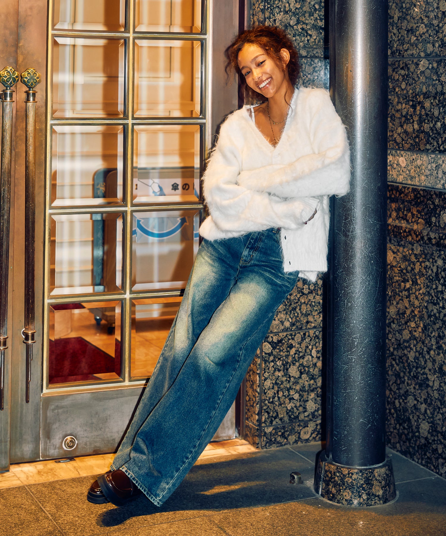 MODEL:170cm/COLOR:WHITE/SIZE:F