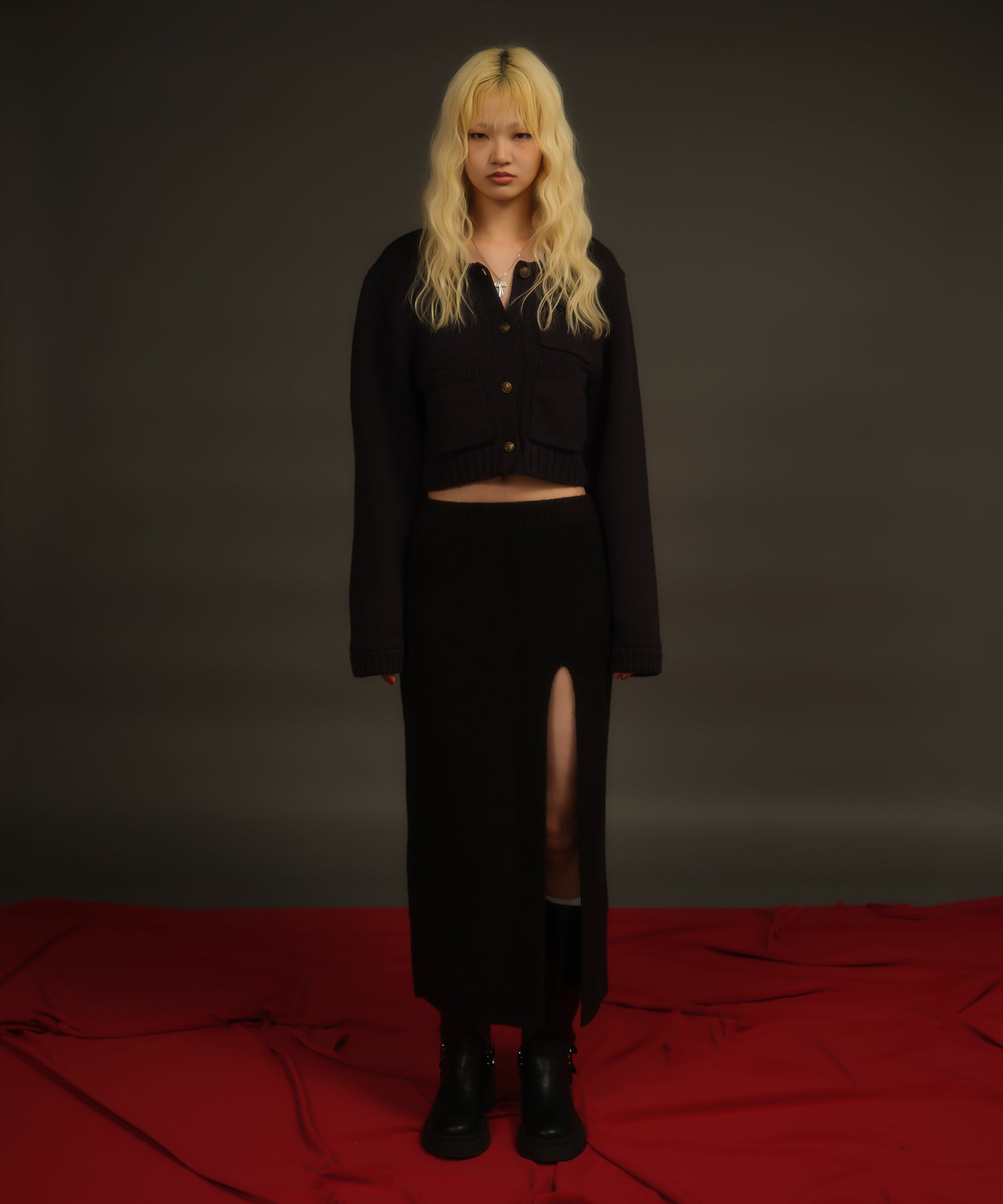 MODEL:174cm/COLOR:BLACK/SIZE:F