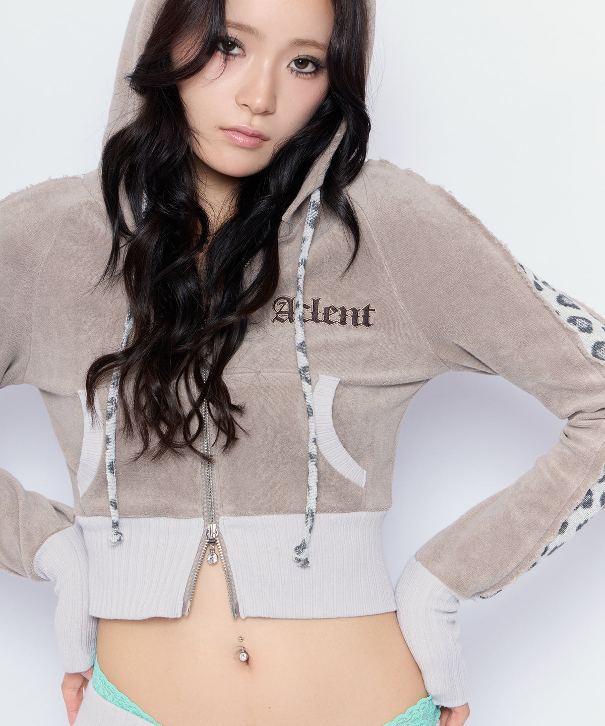 MODEL:170cm/COLOR:BEG/SIZE:F