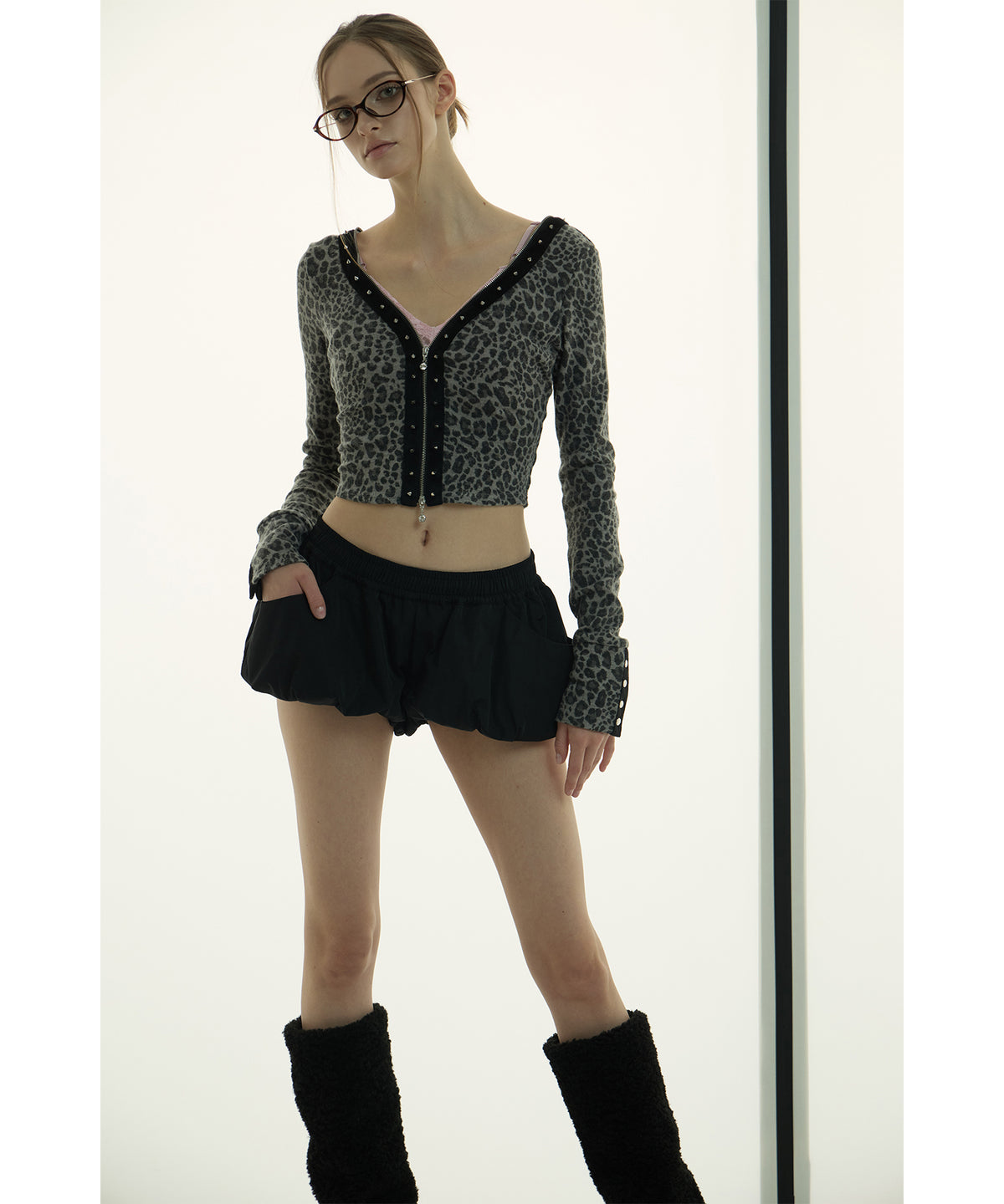 MODEL:173cm/COLOR:BLK/SIZE:F