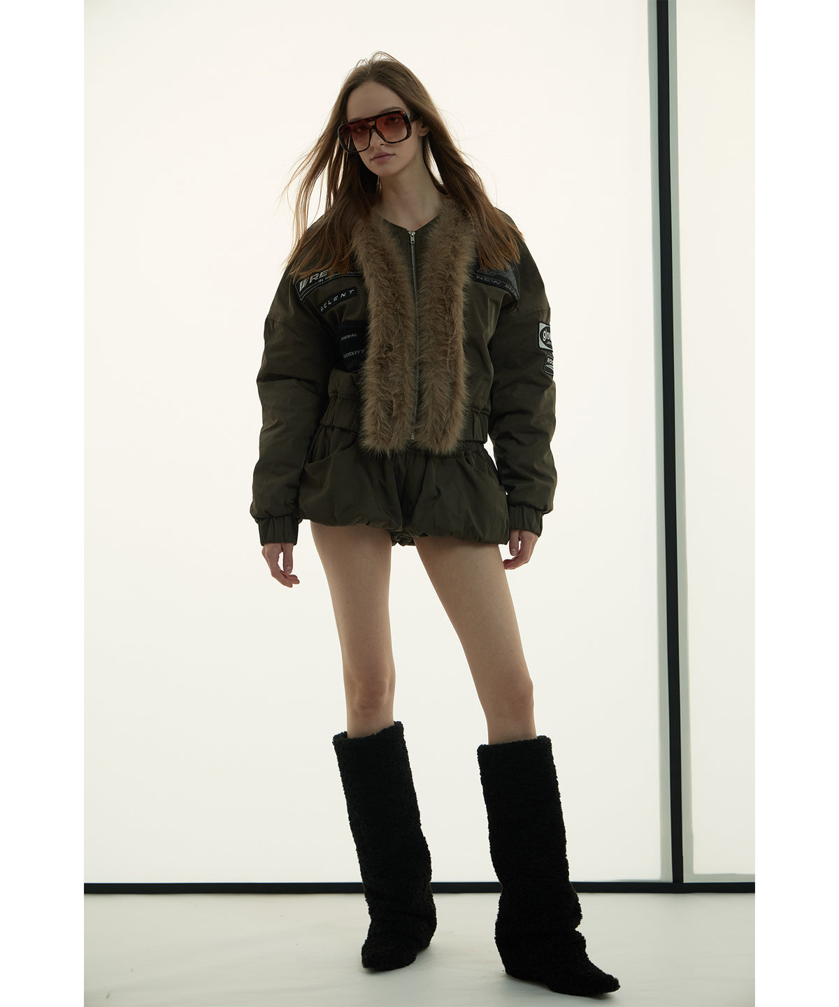 MODEL:173cm/COLOR:BRN/SIZE:F