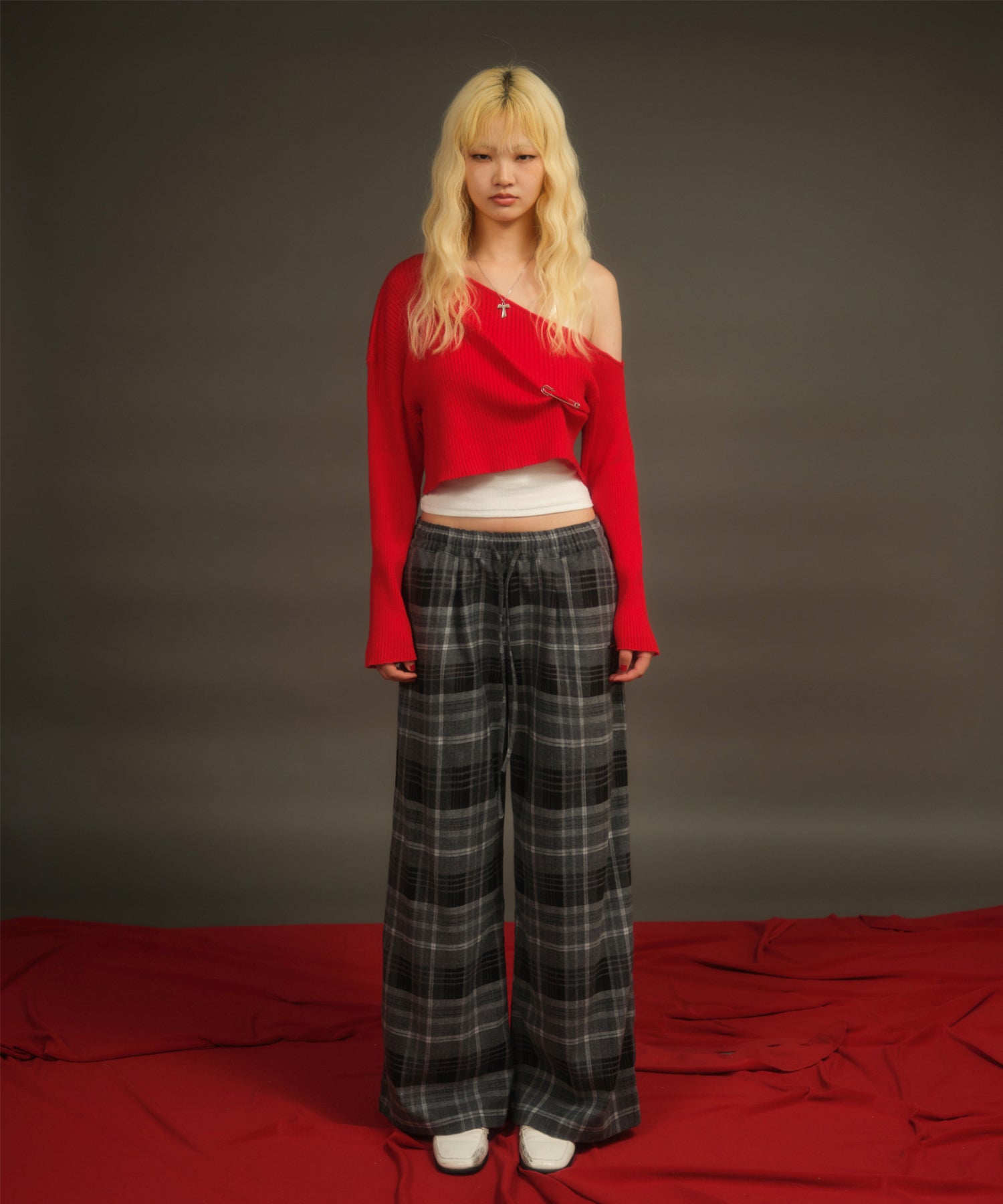 MODEL:174cm/COLOR:GRAY/SIZE:F