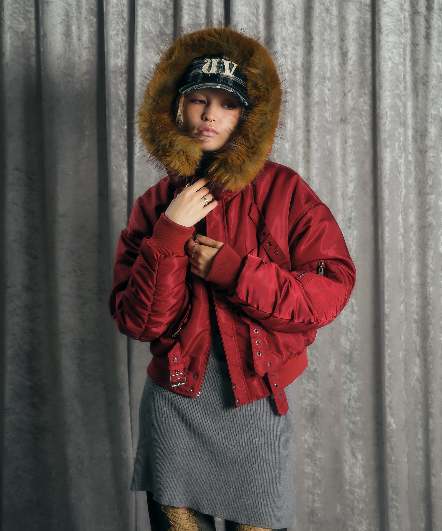 MODEL:170cm/COLOR:RED/SIZE:F