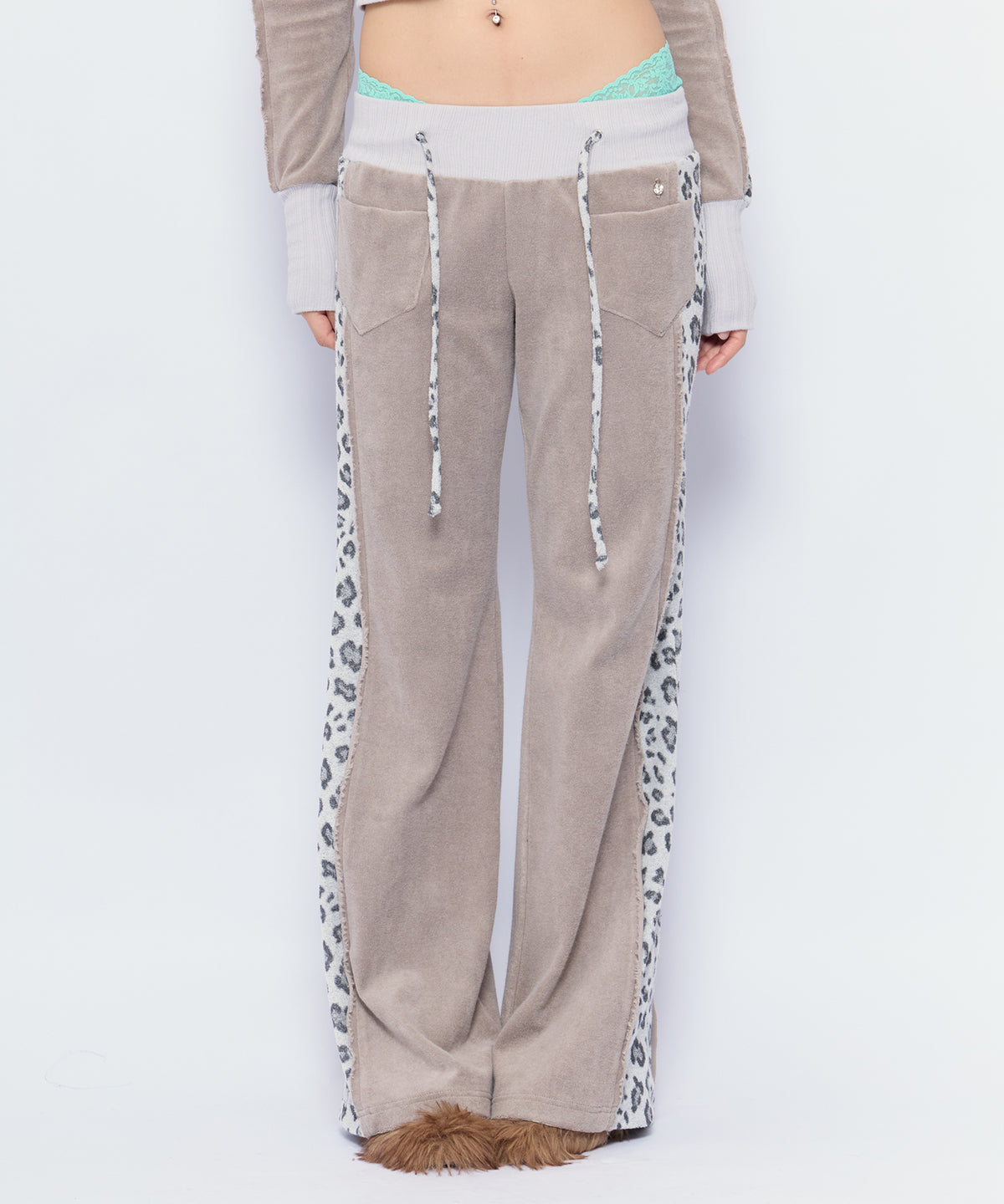 MODEL:170cm/COLOR:BEG/SIZE:F