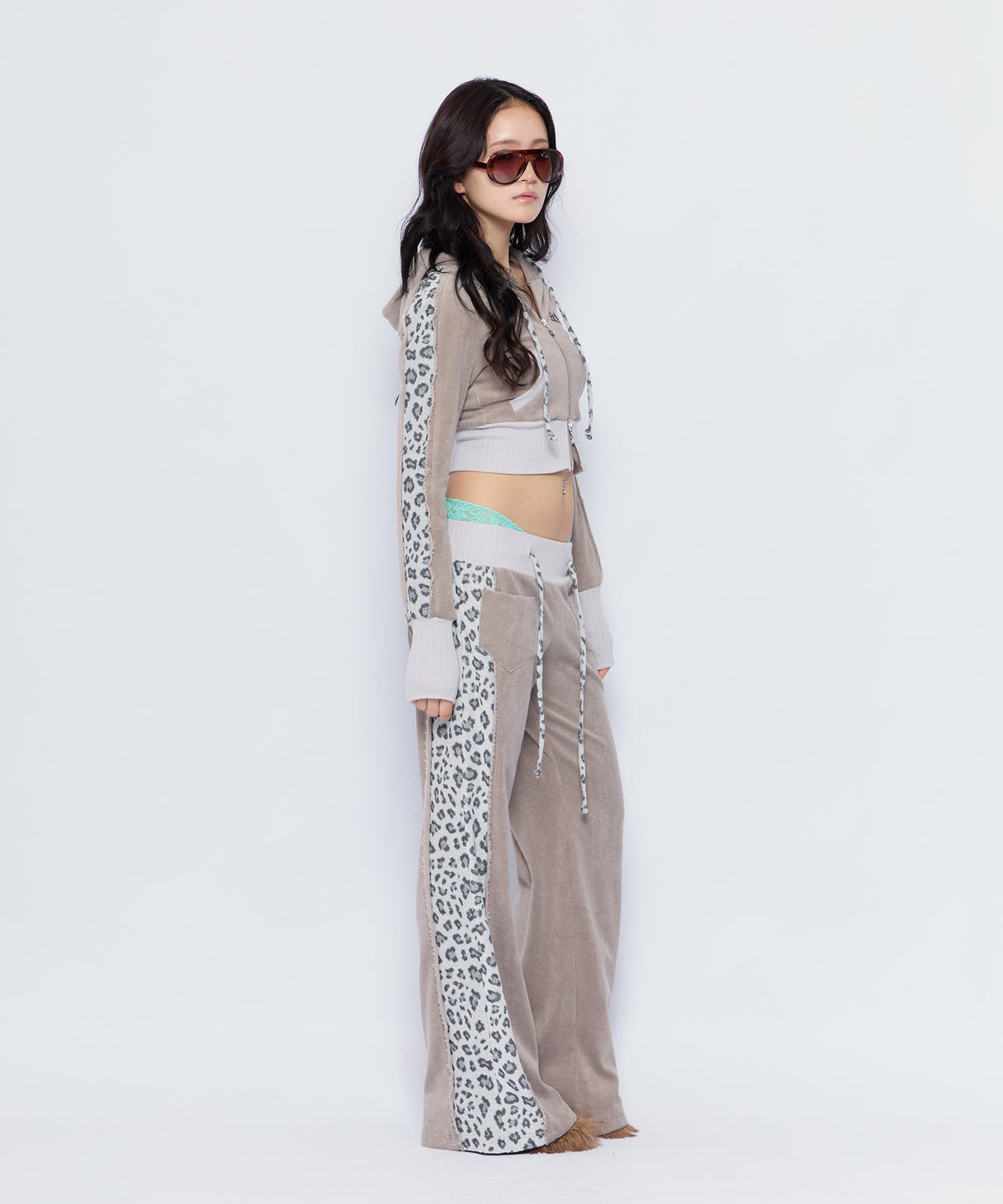 MODEL:170cm/COLOR:BEG/SIZE:F